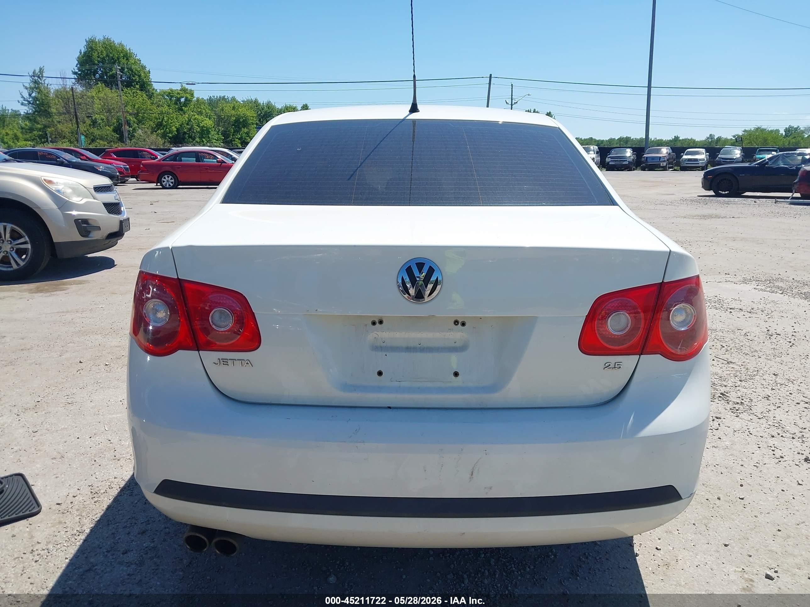 2007 Volkswagen Jetta Wolfsburg Edition White vin: 3VWEG71K27M144776