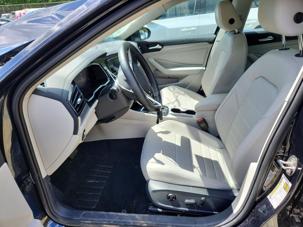 2023 Volkswagen Jetta Se Черный vin: 3VWEM7BU2PM013291