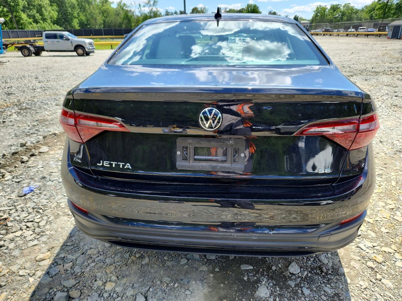 2023 Volkswagen Jetta Se Черный vin: 3VWEM7BU2PM013291