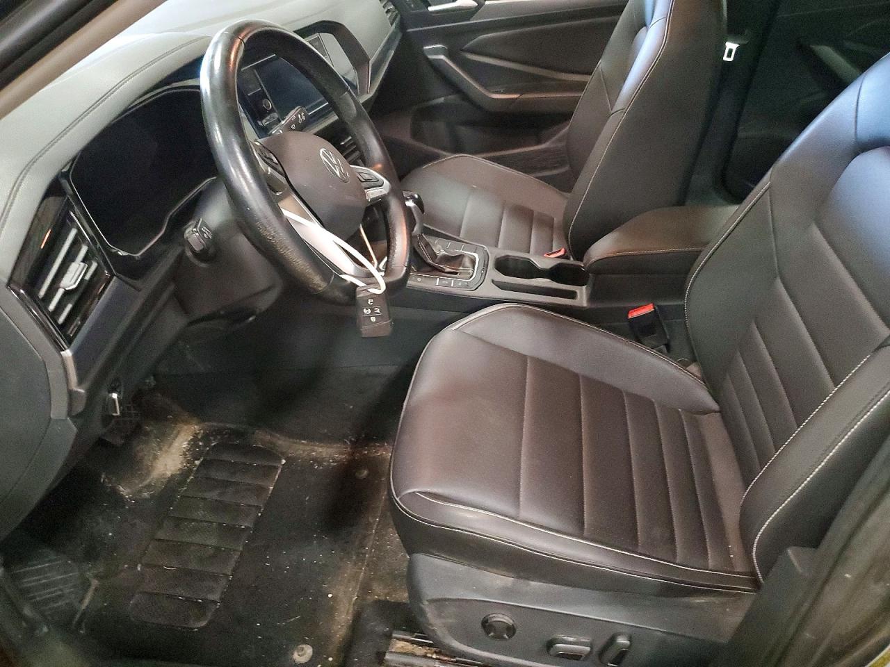 2024 Volkswagen Jetta Se Gray vin: 3VWEM7BU2RM039439