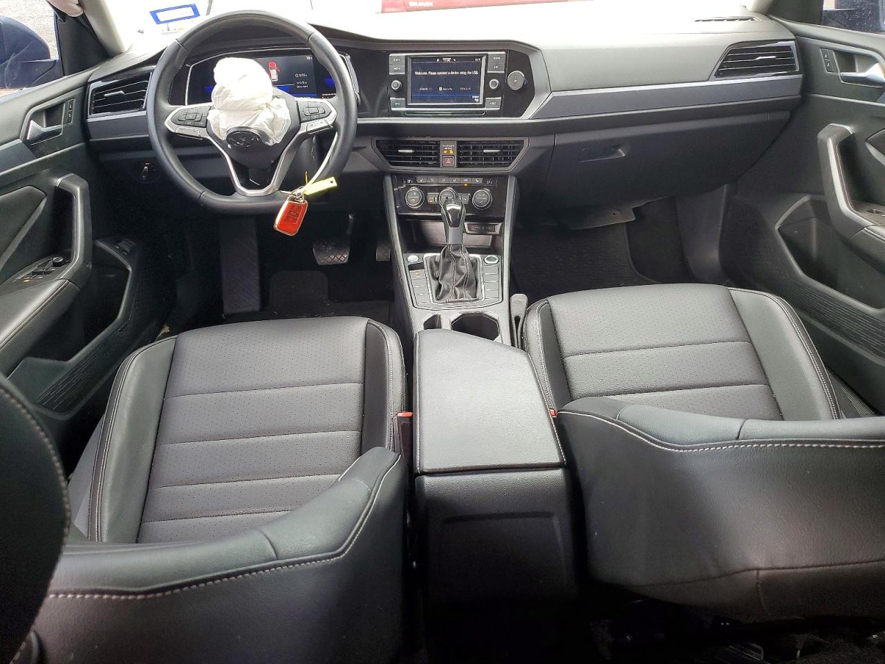 2022 Volkswagen Jetta Silver vin: 3VWEM7BU5NM003335