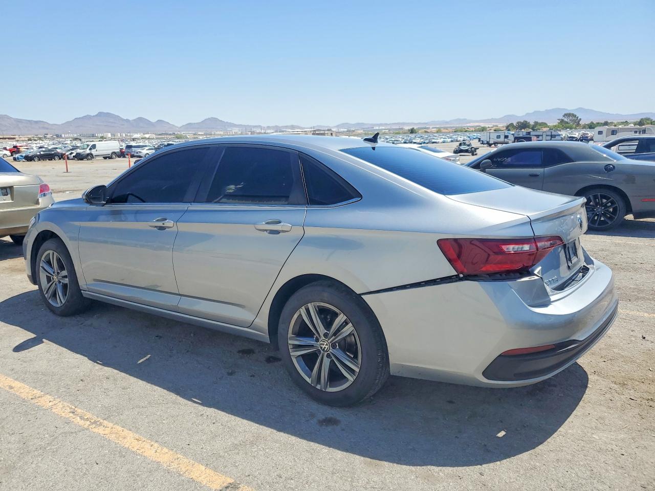 2024 Volkswagen Jetta Se Серебряный vin: 3VWEM7BU9RM049854