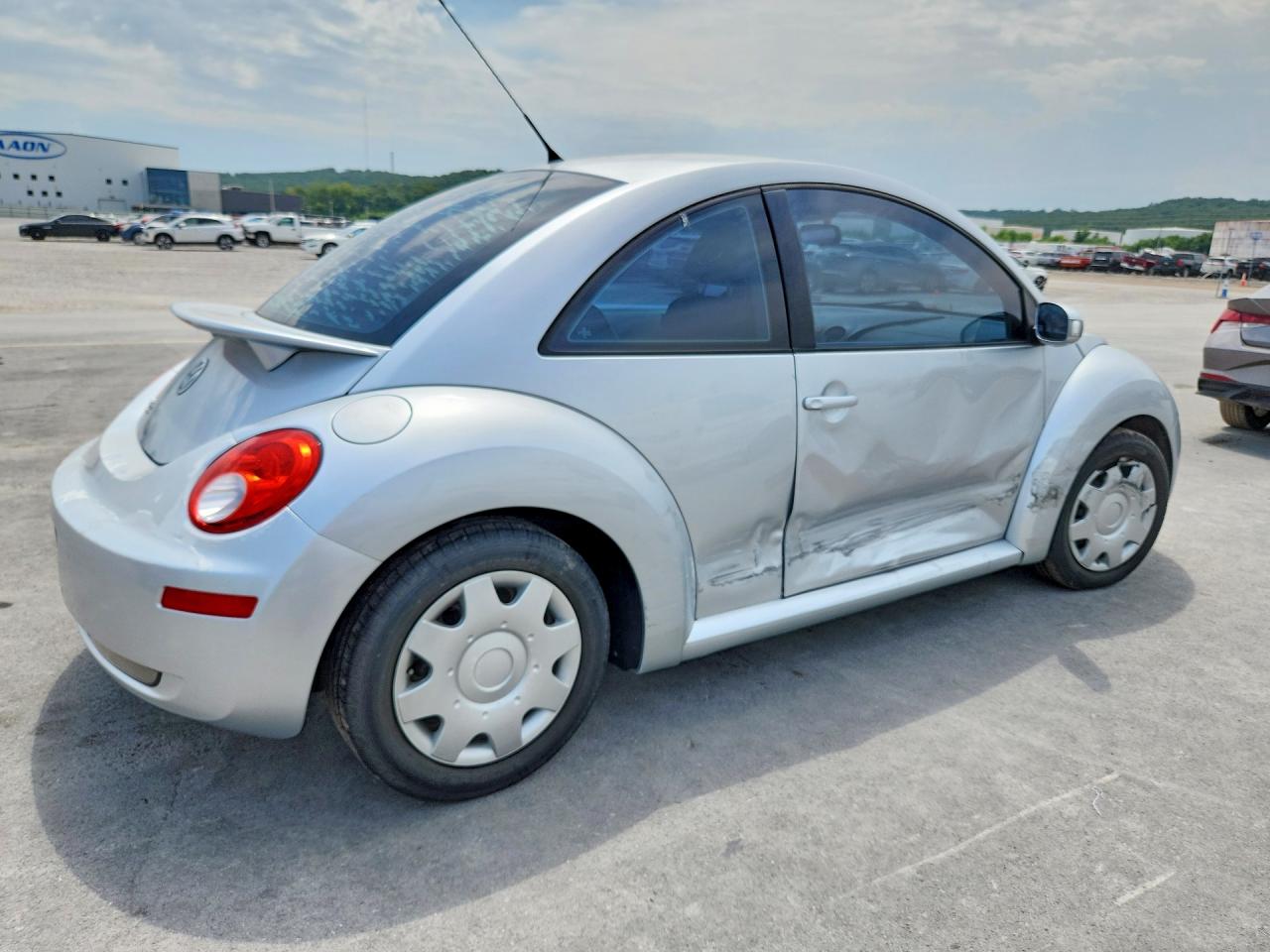 2007 Volkswagen New Beetle 2.5l Серебряный vin: 3VWEW31C27M519943