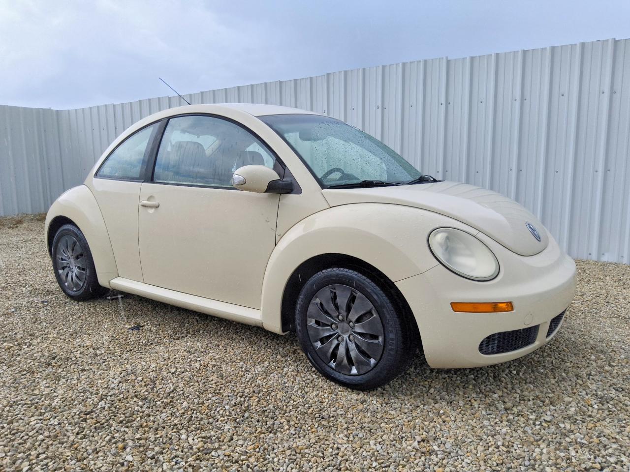 2007 Volkswagen New Beetle 2.5l Cream vin: 3VWEW31C97M518532