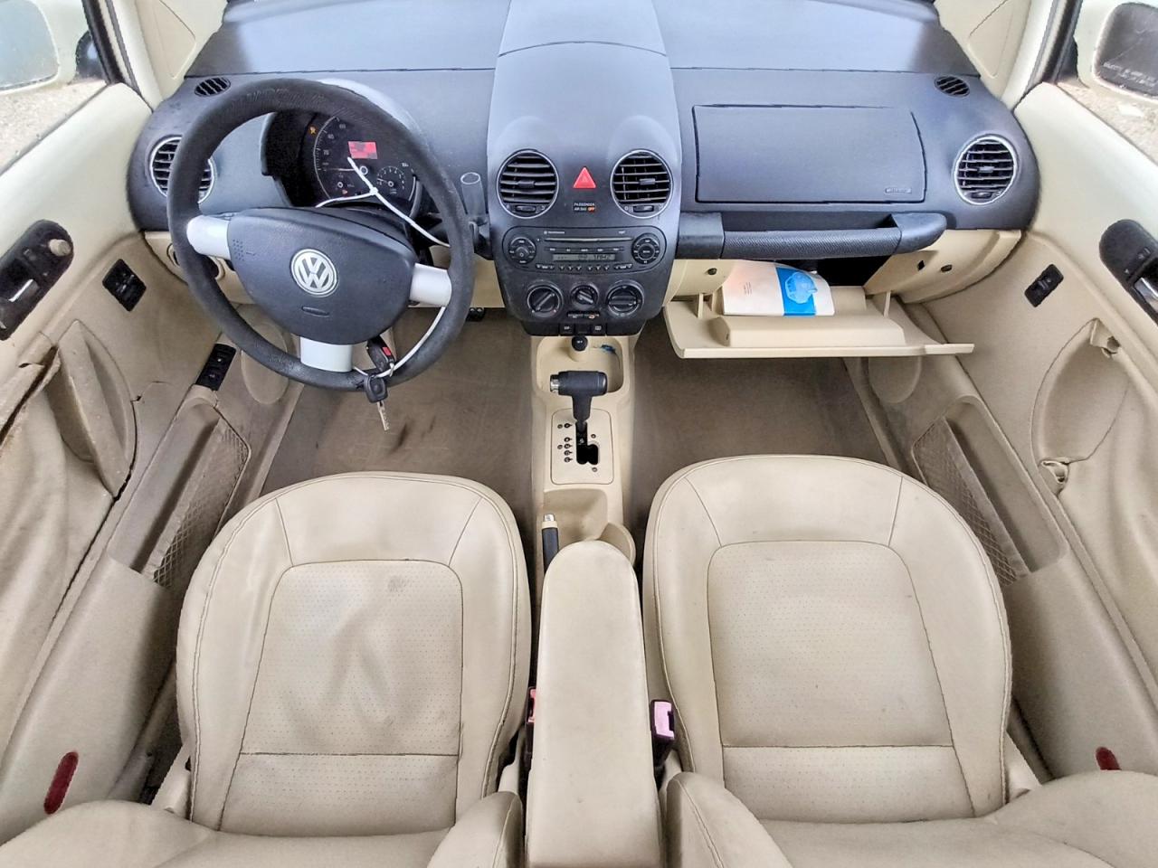 2007 Volkswagen New Beetle 2.5l Cream vin: 3VWEW31C97M518532