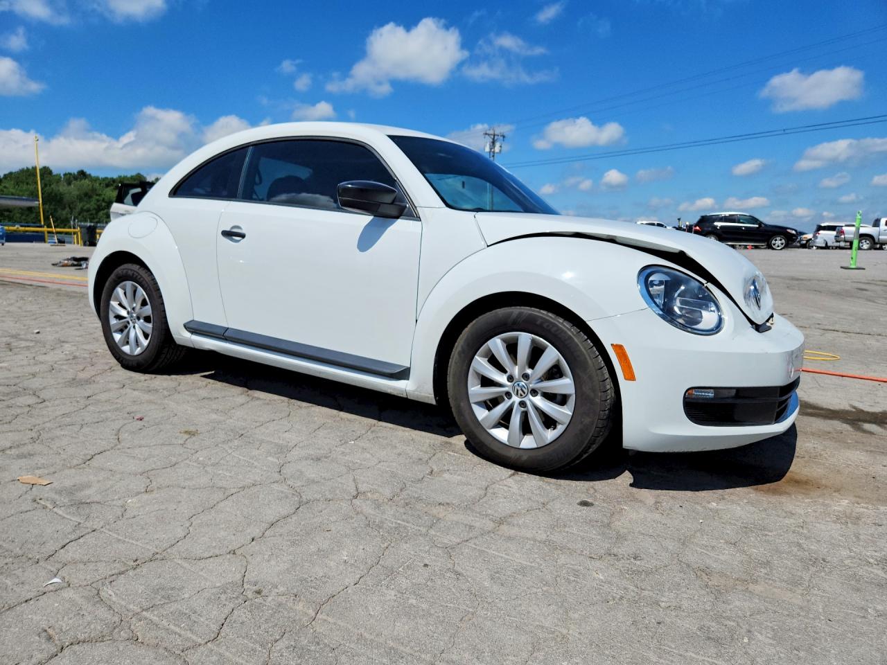 2015 Volkswagen Beetle 1.8t White vin: 3VWF17AT1FM651567