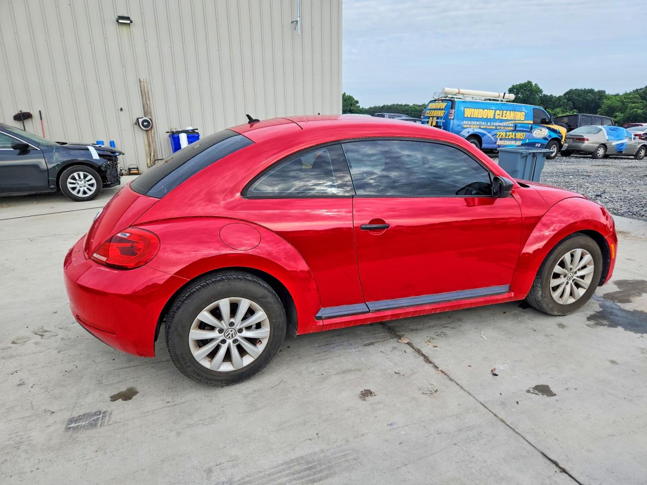2014 Volkswagen Beetle Red vin: 3VWF17AT2EM640267