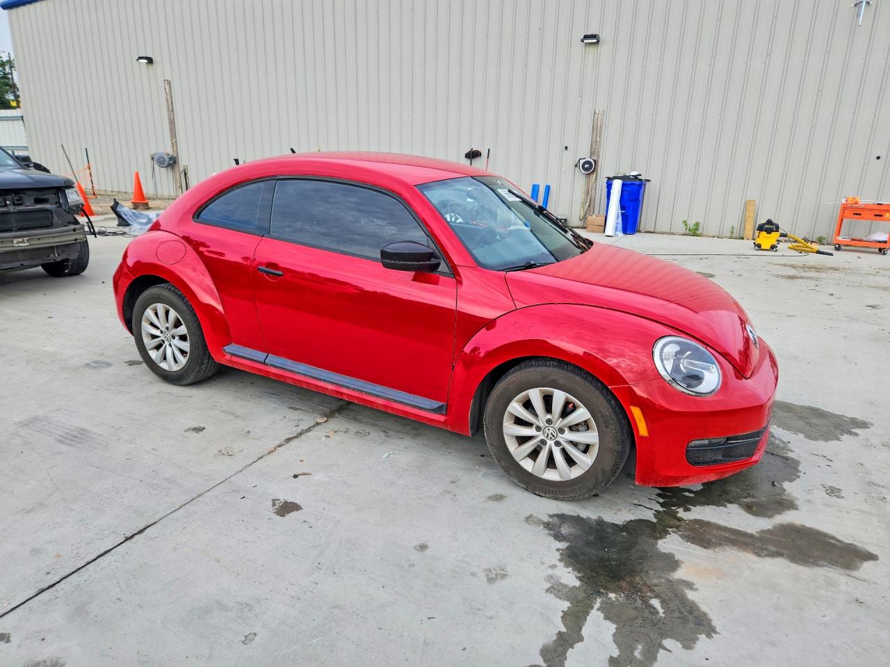 2014 Volkswagen Beetle Red vin: 3VWF17AT2EM640267