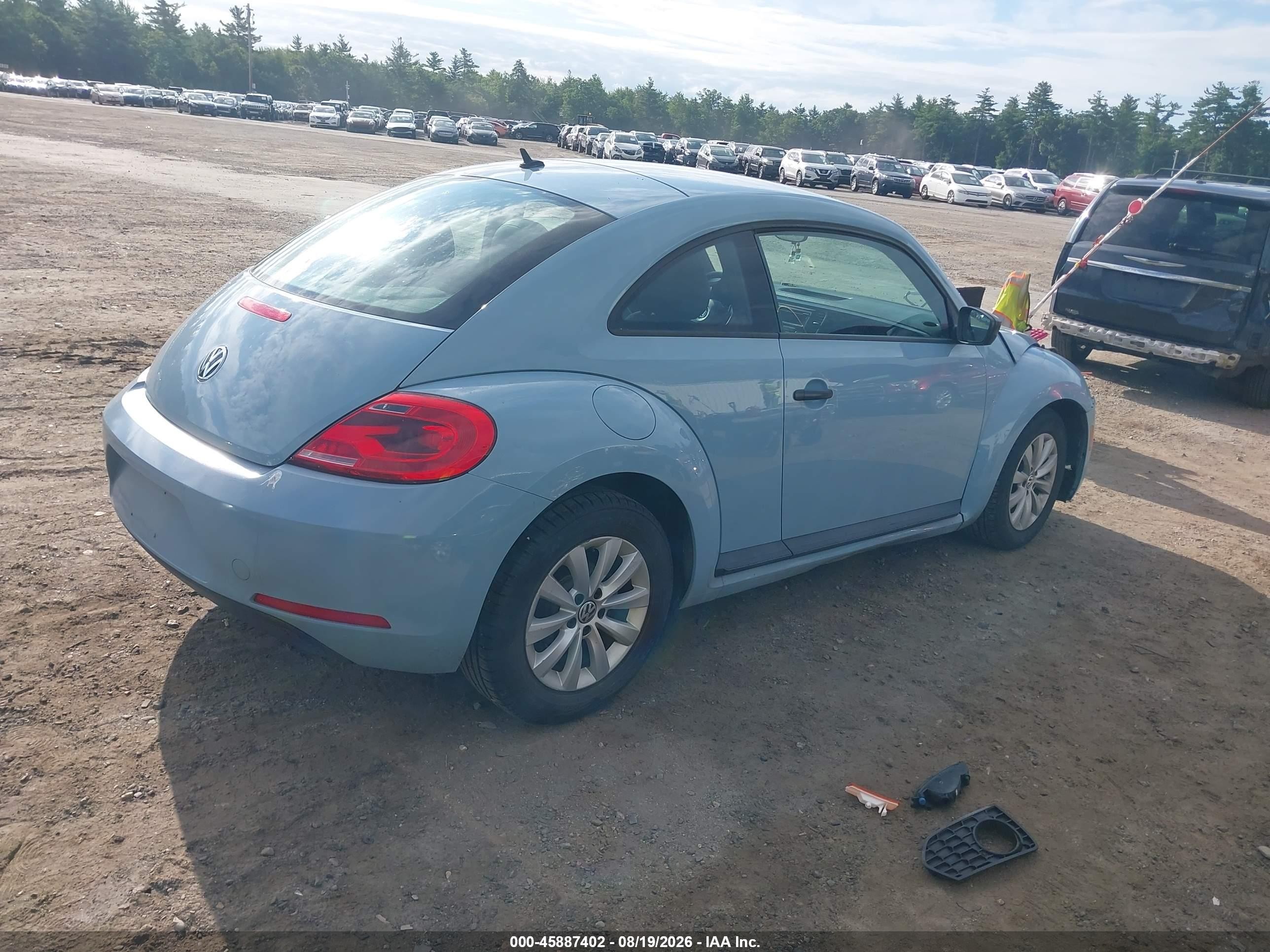 2015 Volkswagen Beetle 1.8t Fleet Edition Синий vin: 3VWF17AT2FM638889