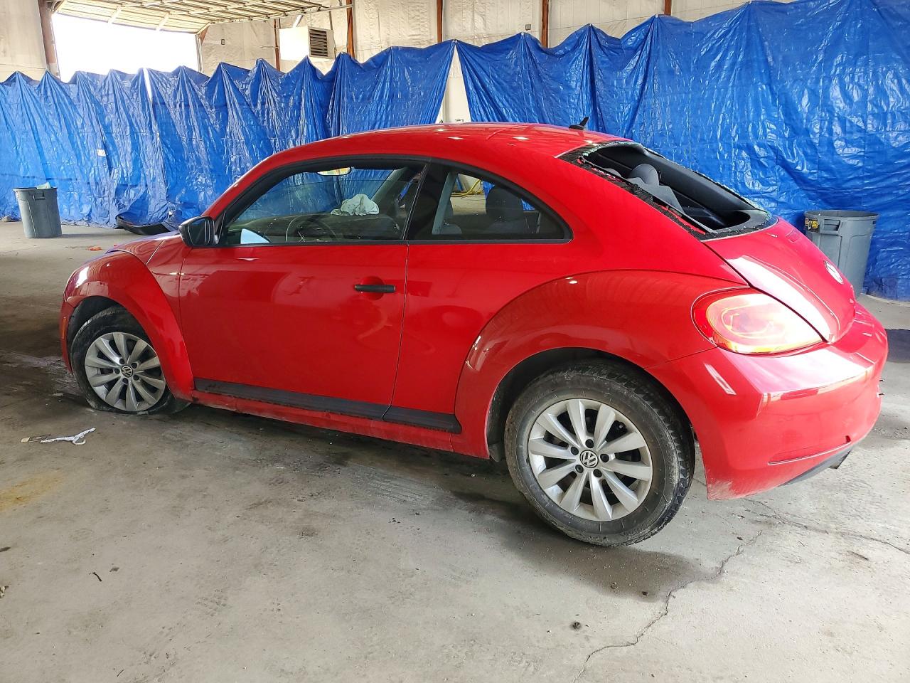 2014 Volkswagen Beetle Red vin: 3VWF17AT3EM640973
