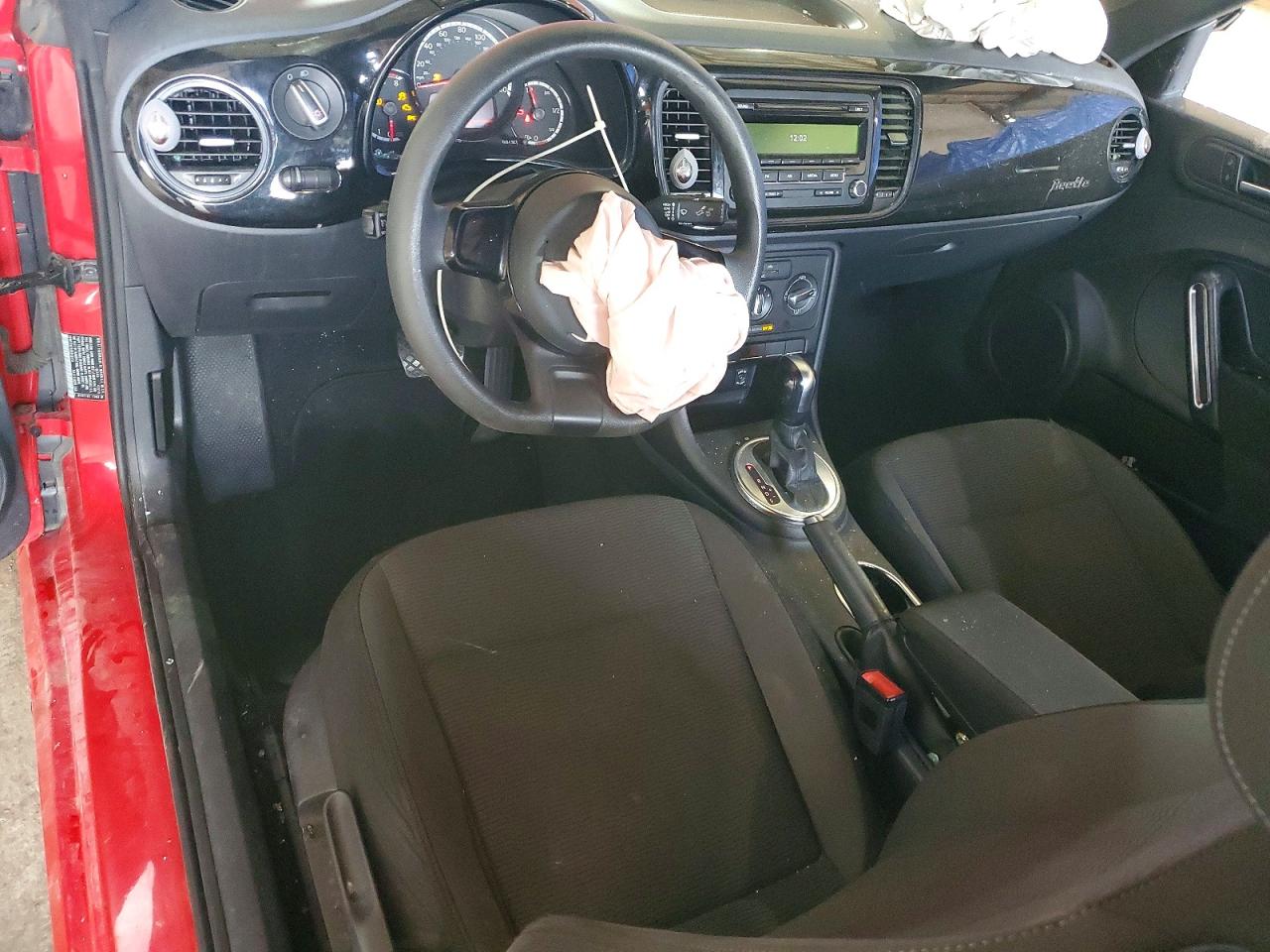 2014 Volkswagen Beetle Red vin: 3VWF17AT3EM640973