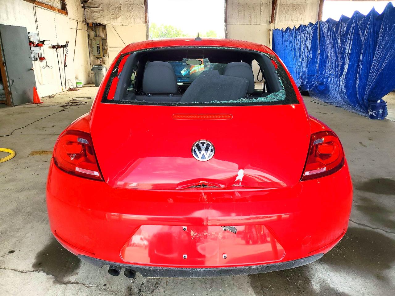 2014 Volkswagen Beetle Red vin: 3VWF17AT3EM640973