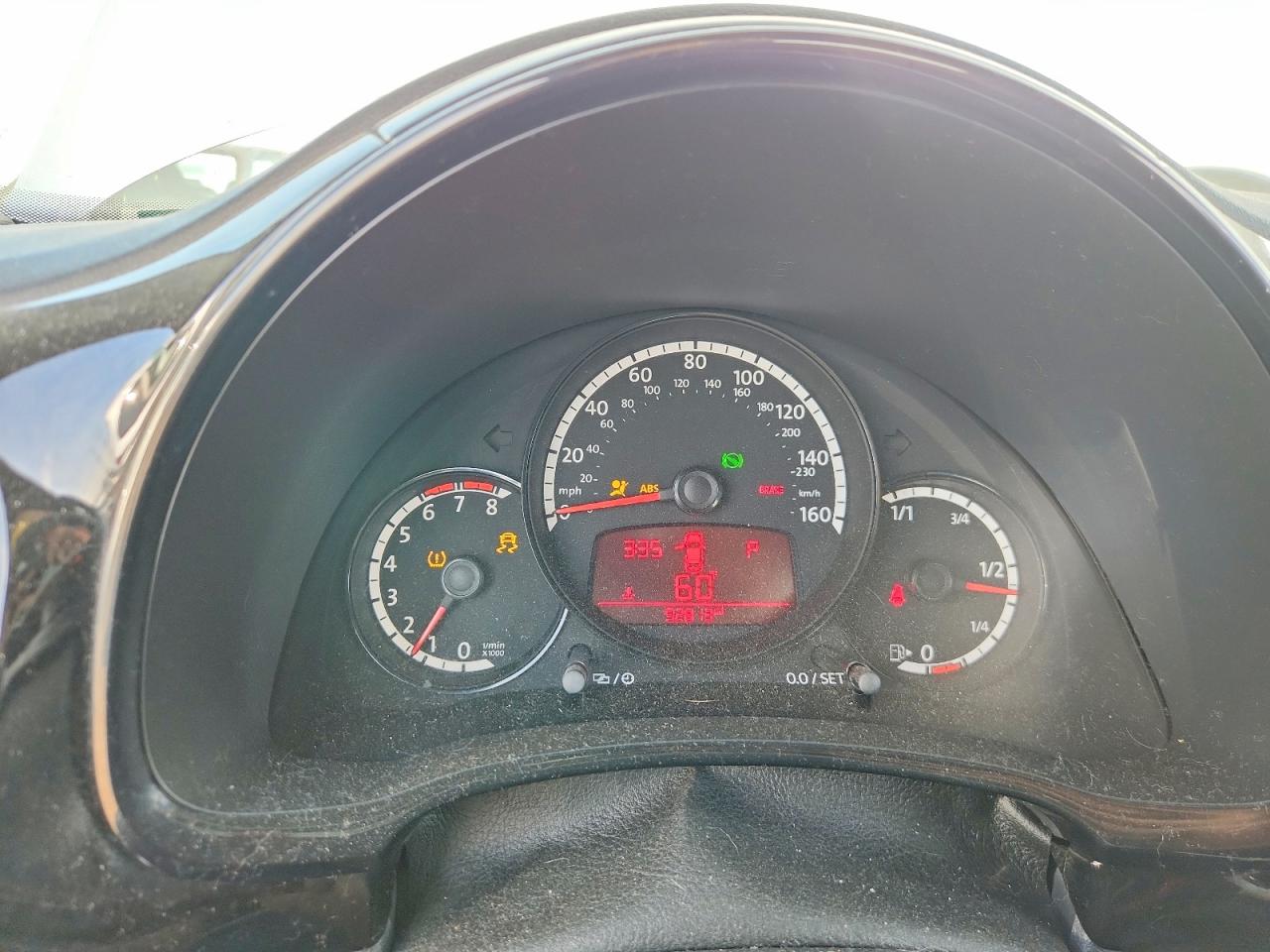 2014 Volkswagen Beetle Silver vin: 3VWF17AT5EM636911