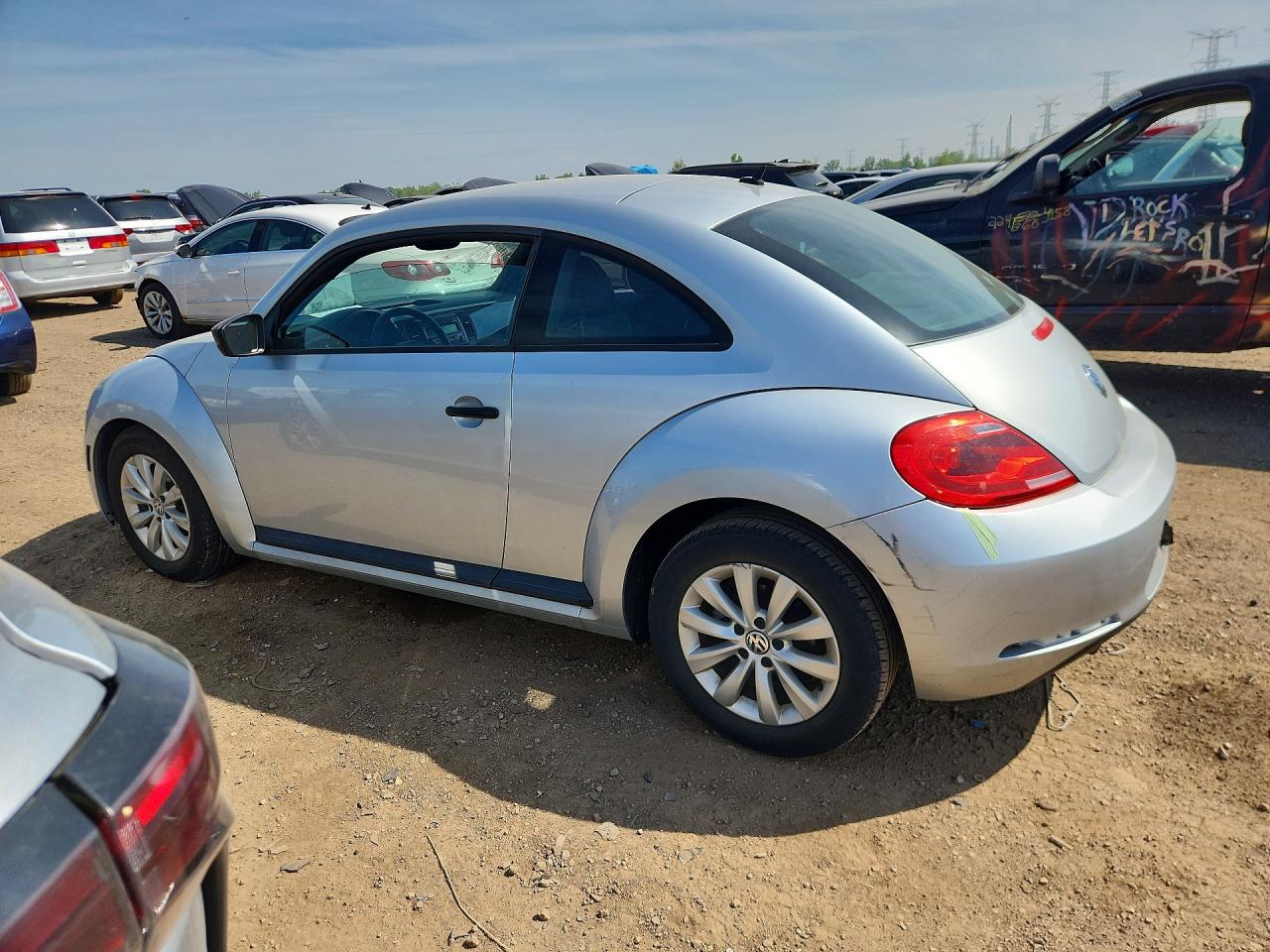 2014 Volkswagen Beetle Silver vin: 3VWF17AT5EM636911