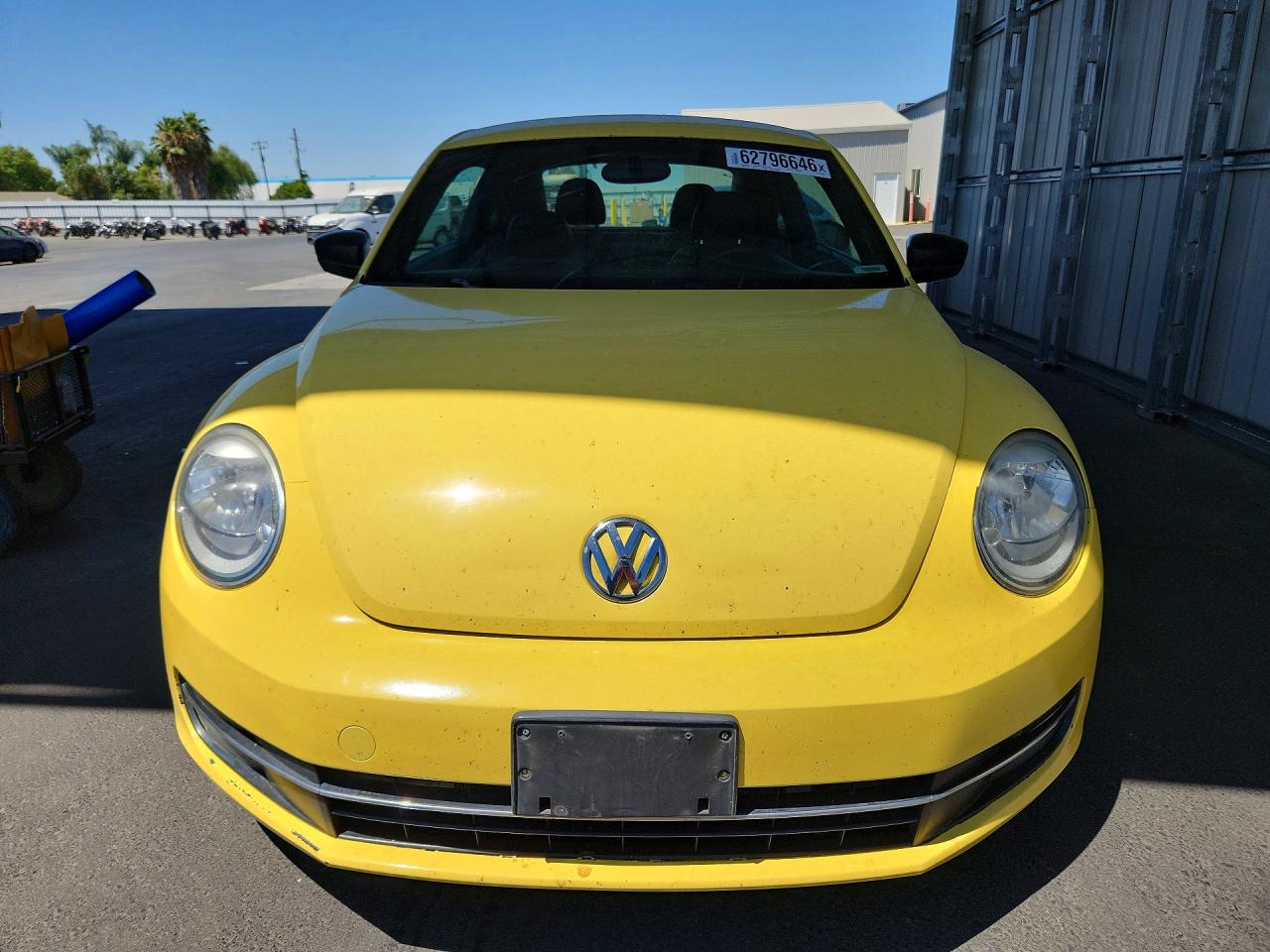 2015 Volkswagen Beetle 1.8t Yellow vin: 3VWF17AT5FM637428