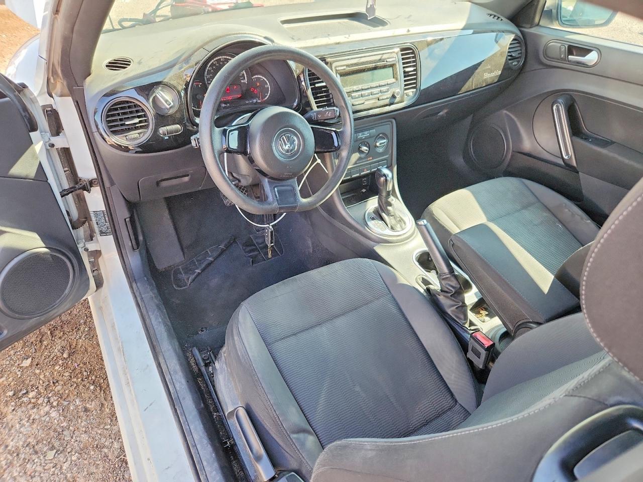 2014 Volkswagen Beetle Белый vin: 3VWF17AT6EM642779