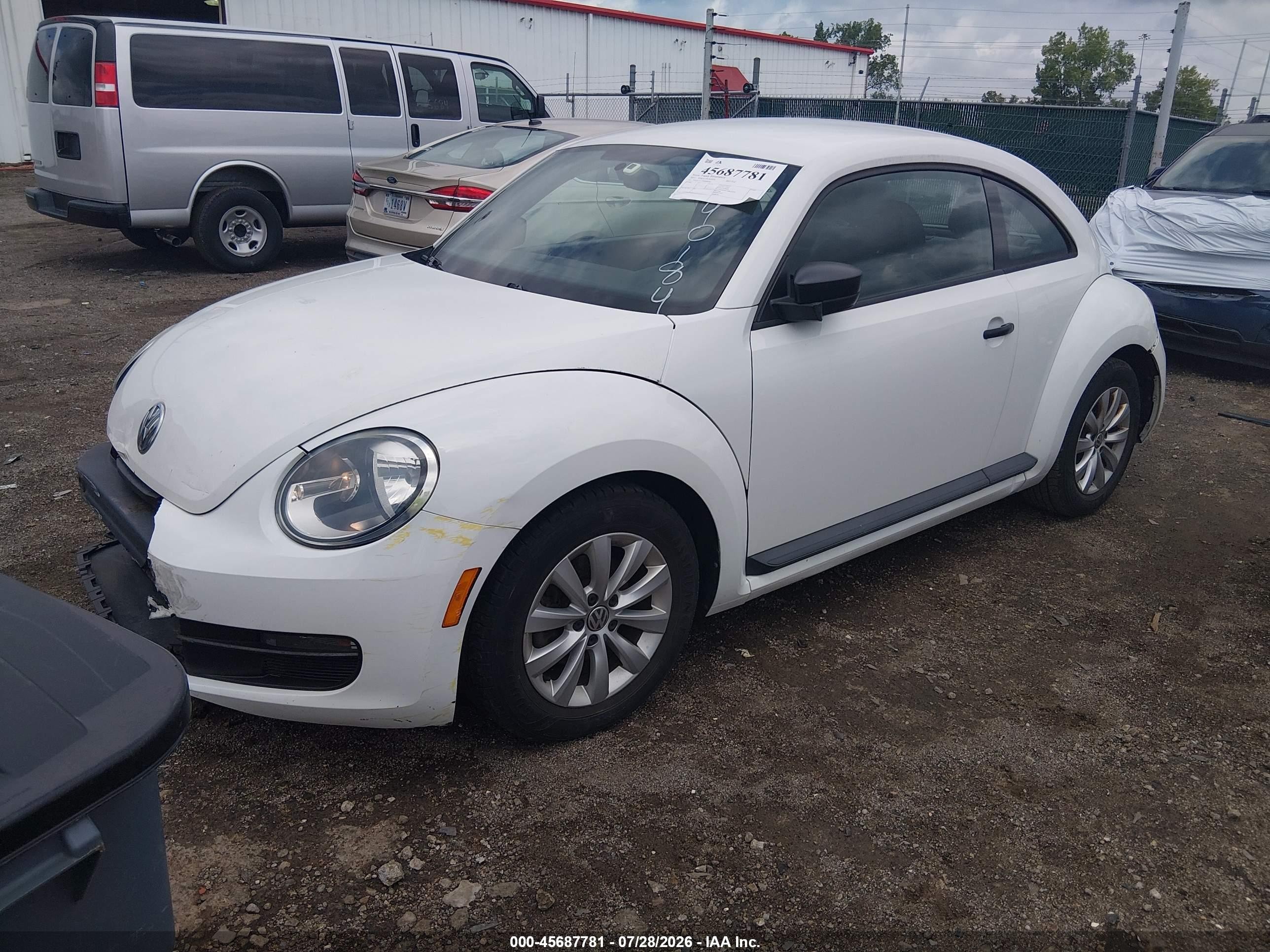 2015 Volkswagen Beetle 1.8t Fleet Edition White vin: 3VWF17AT7FM640184