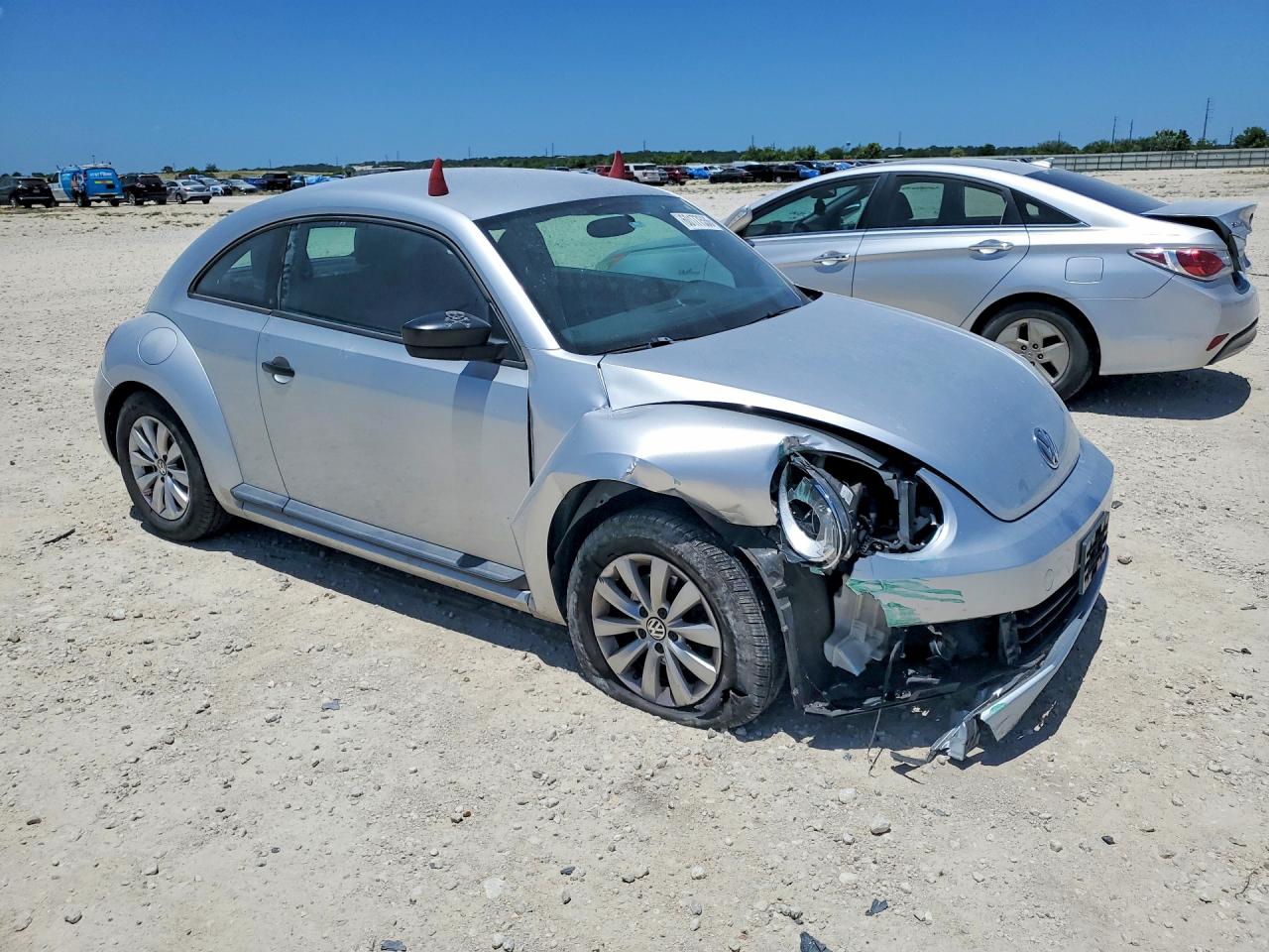 2014 Volkswagen Beetle Silver vin: 3VWF17AT8EM634795
