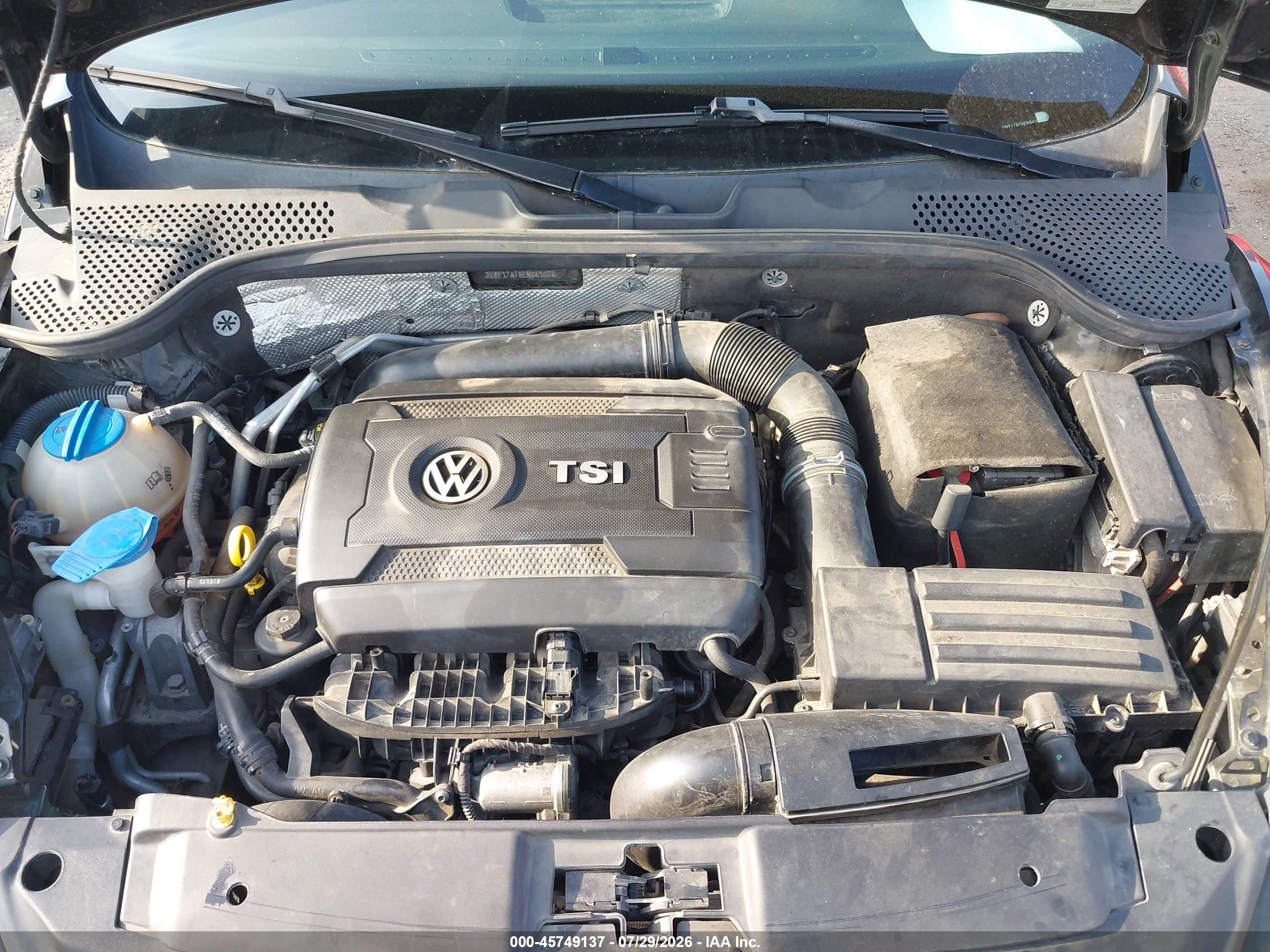 2014 Volkswagen Beetle 1.8t Entry Черный vin: 3VWF17AT9EM641674