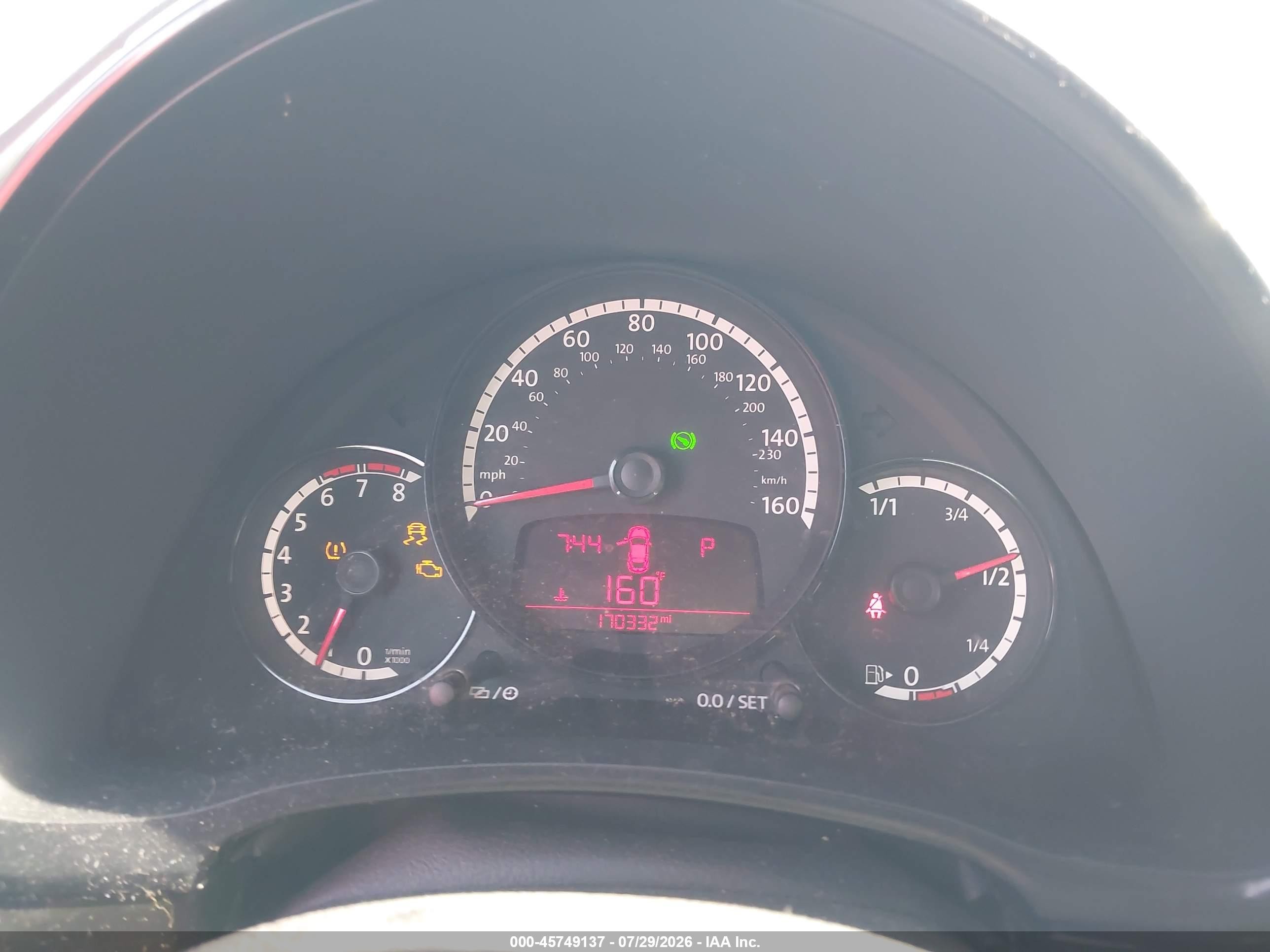 2014 Volkswagen Beetle 1.8t Entry Черный vin: 3VWF17AT9EM641674