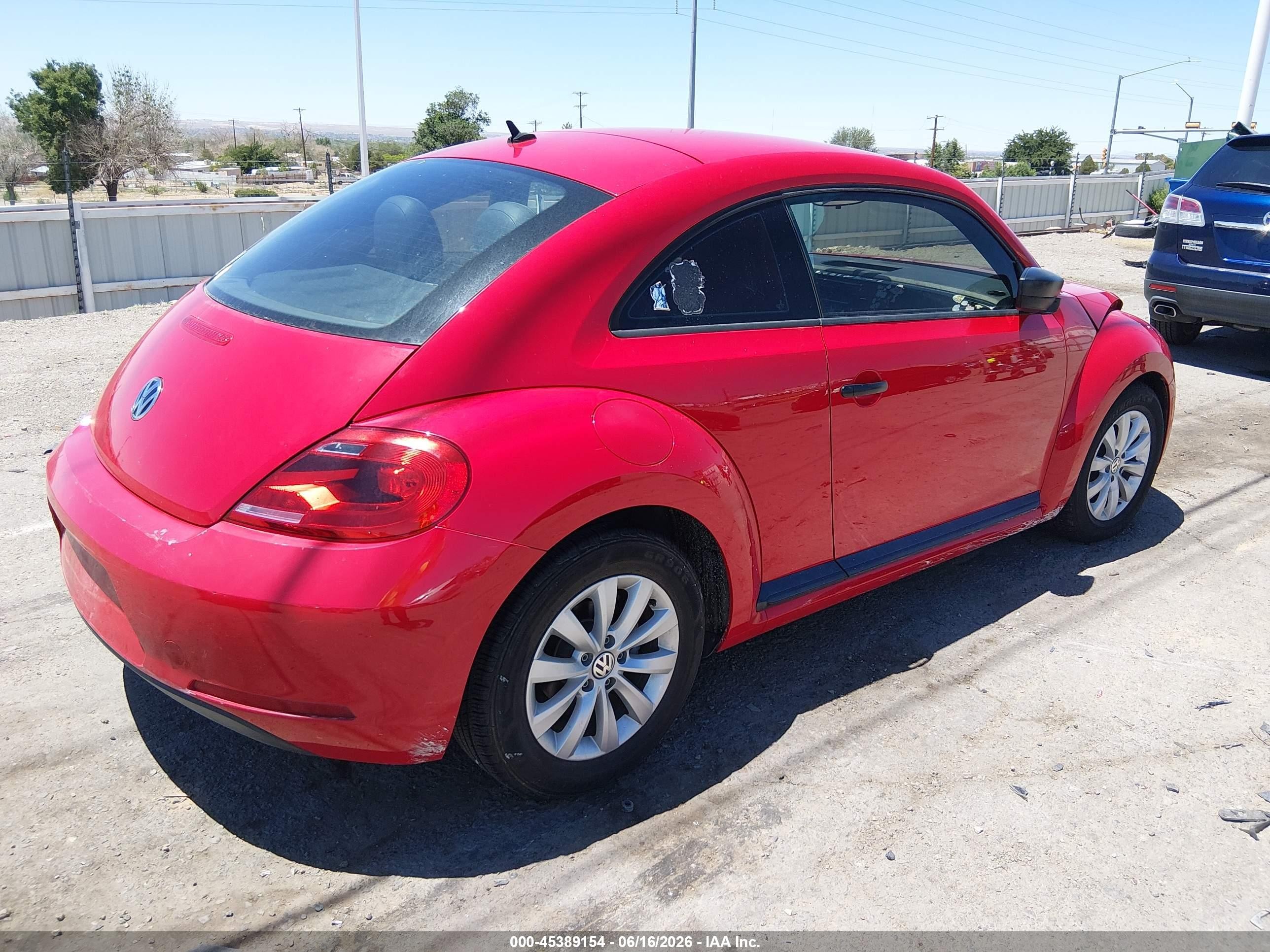 2015 Volkswagen Beetle 1.8t Fleet Edition Red vin: 3VWF17AT9FM631275