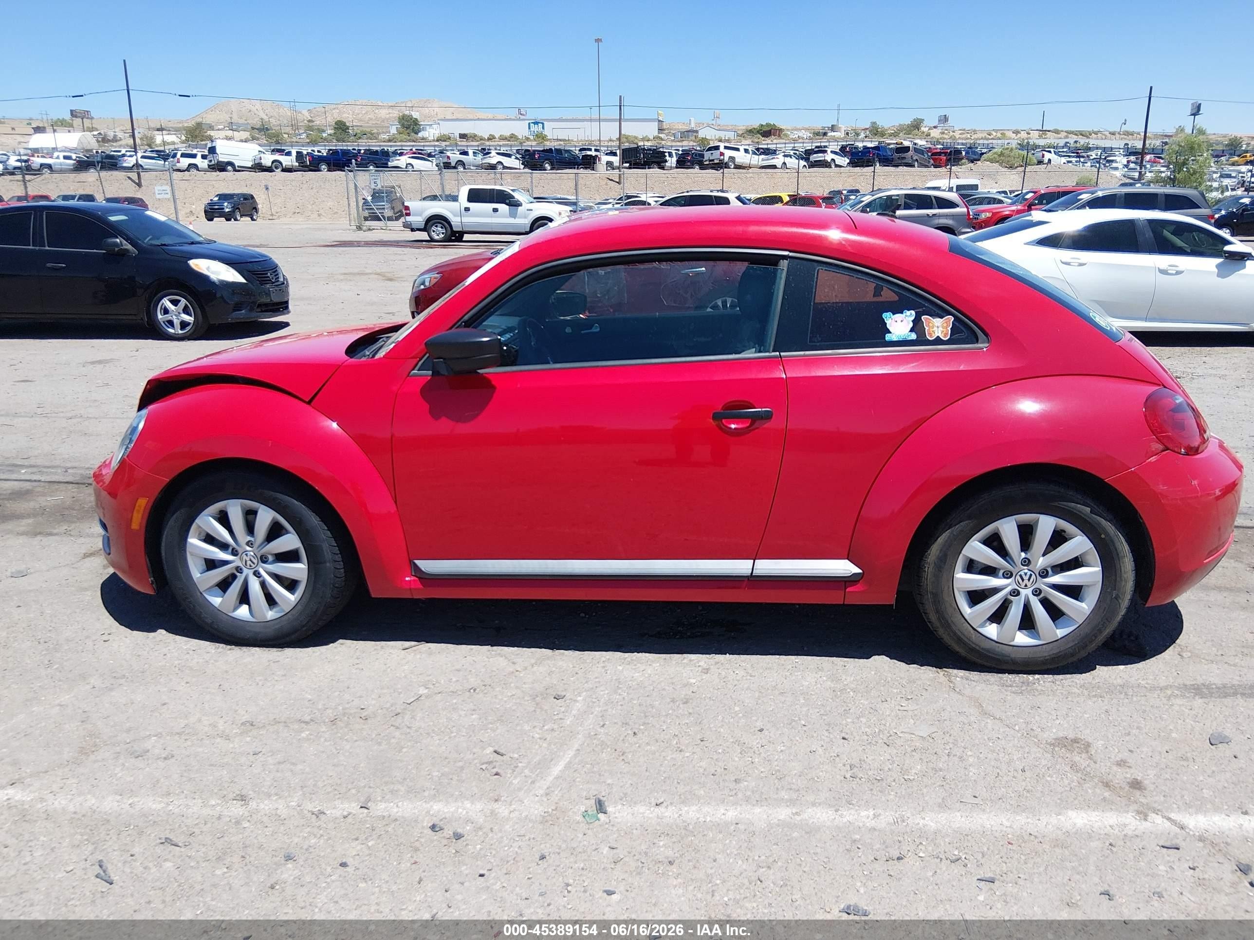 2015 Volkswagen Beetle 1.8t Fleet Edition Red vin: 3VWF17AT9FM631275