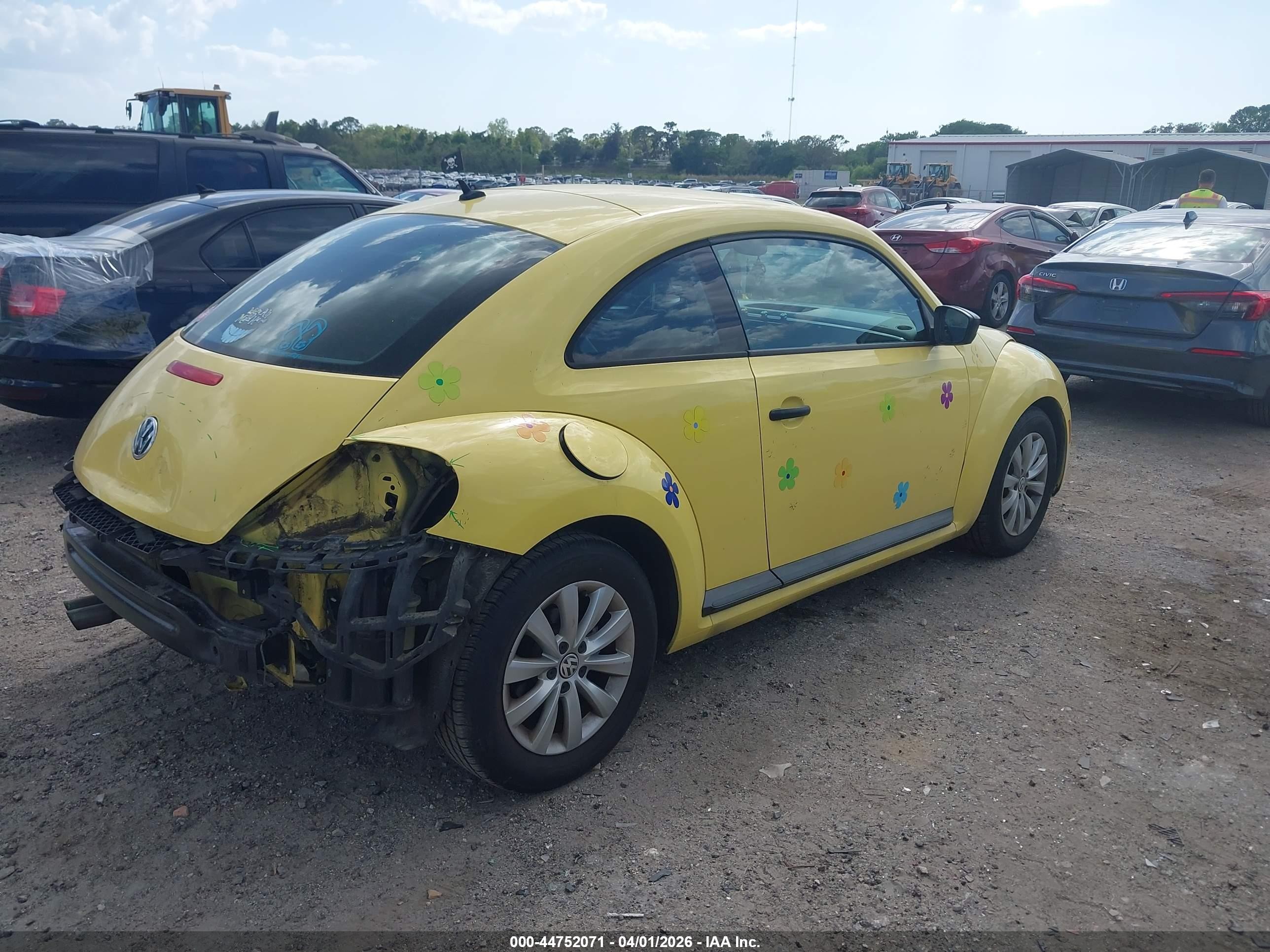 2015 Volkswagen Beetle 1.8t Fleet Edition Yellow vin: 3VWF17ATXFM613058