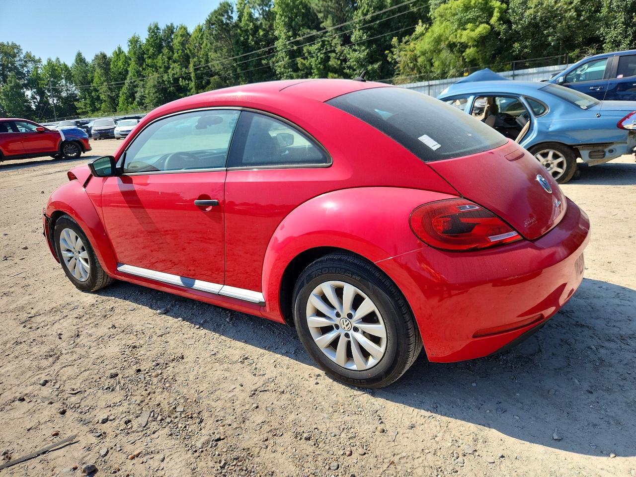 2016 Volkswagen Beetle 1.8t Red vin: 3VWF17ATXGM619847