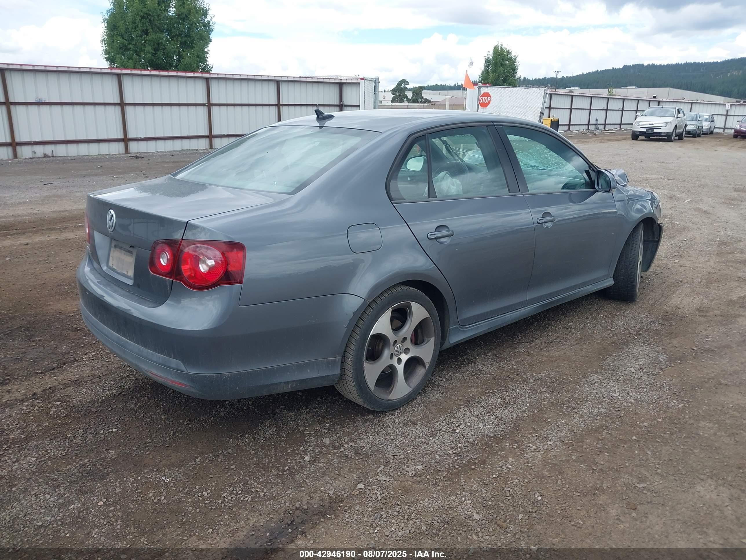 2009 Volkswagen Gli   Gray vin: 3VWFA71K29M131499