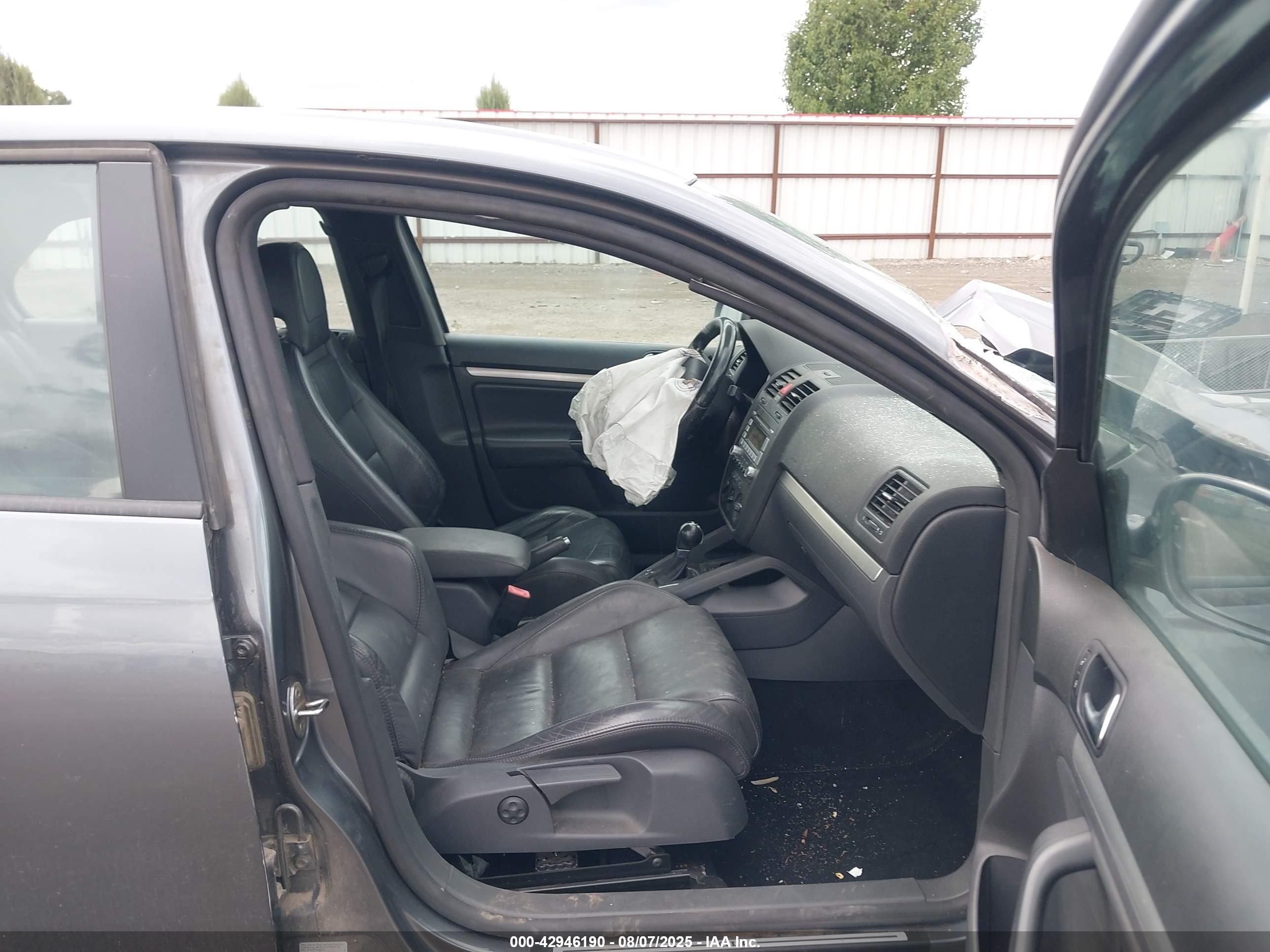 2009 Volkswagen Gli   Gray vin: 3VWFA71K29M131499