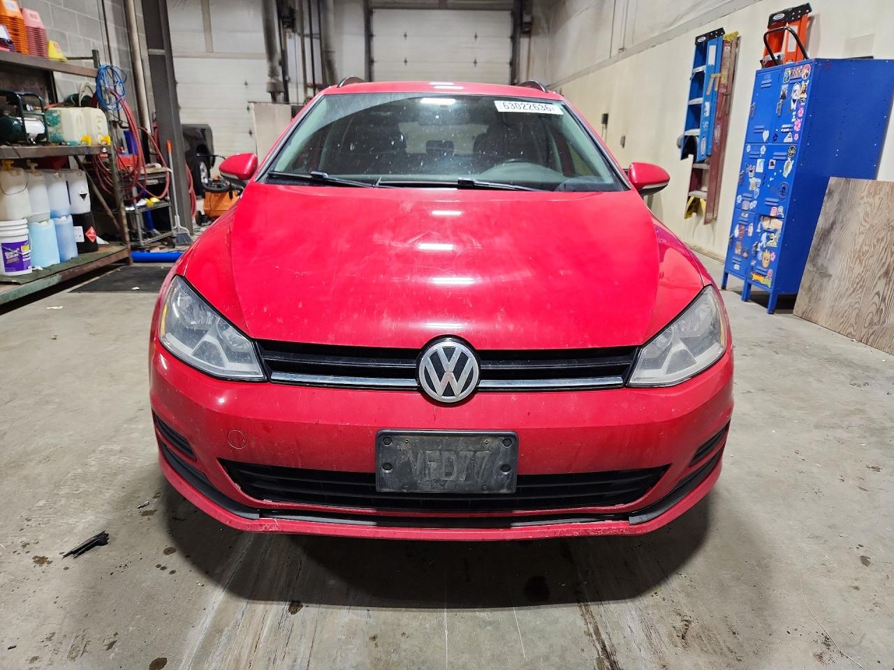 2015 Volkswagen Golf Sportwagen Tdi S Red vin: 3VWFA7AU0FM514712