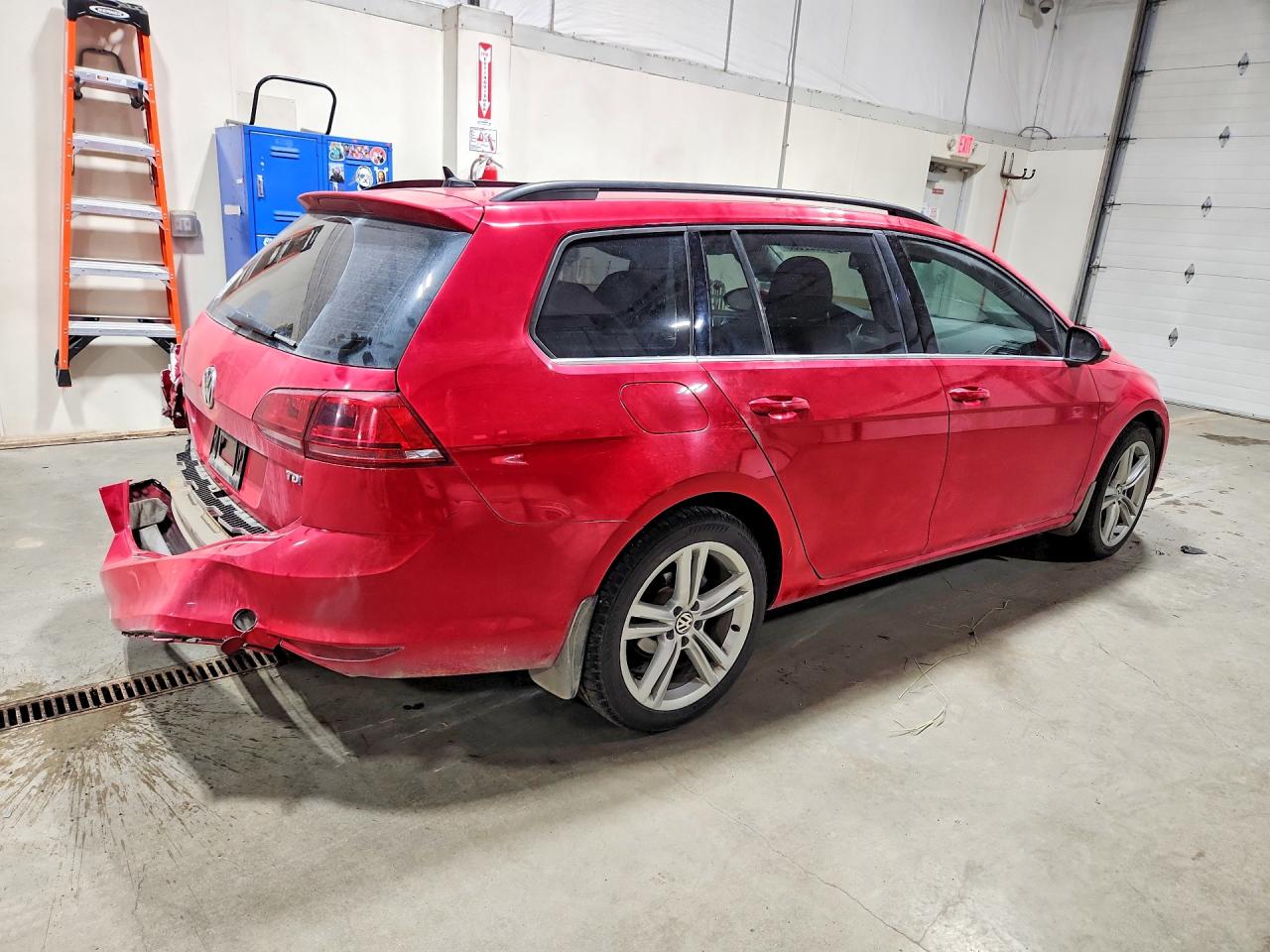 2015 Volkswagen Golf Sportwagen Tdi S Red vin: 3VWFA7AU0FM514712