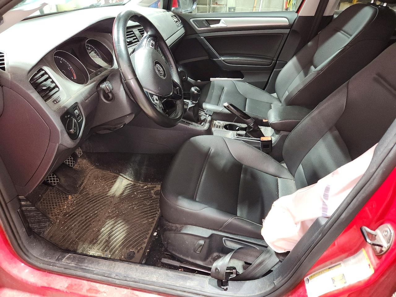 2015 Volkswagen Golf Sportwagen Tdi S Red vin: 3VWFA7AU0FM514712