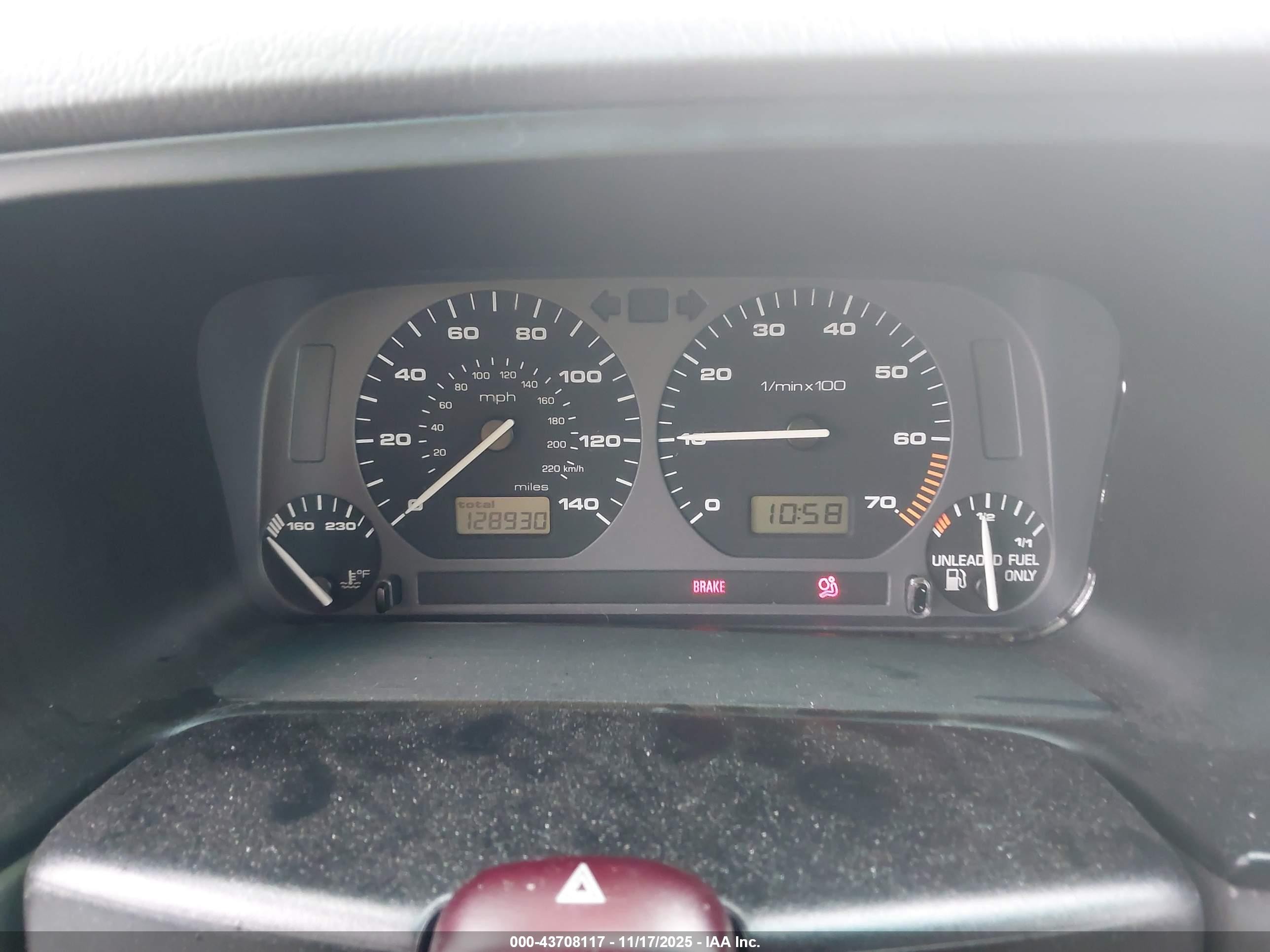 1998 Volkswagen Golf Gl Green vin: 3VWFA81H3WM140539