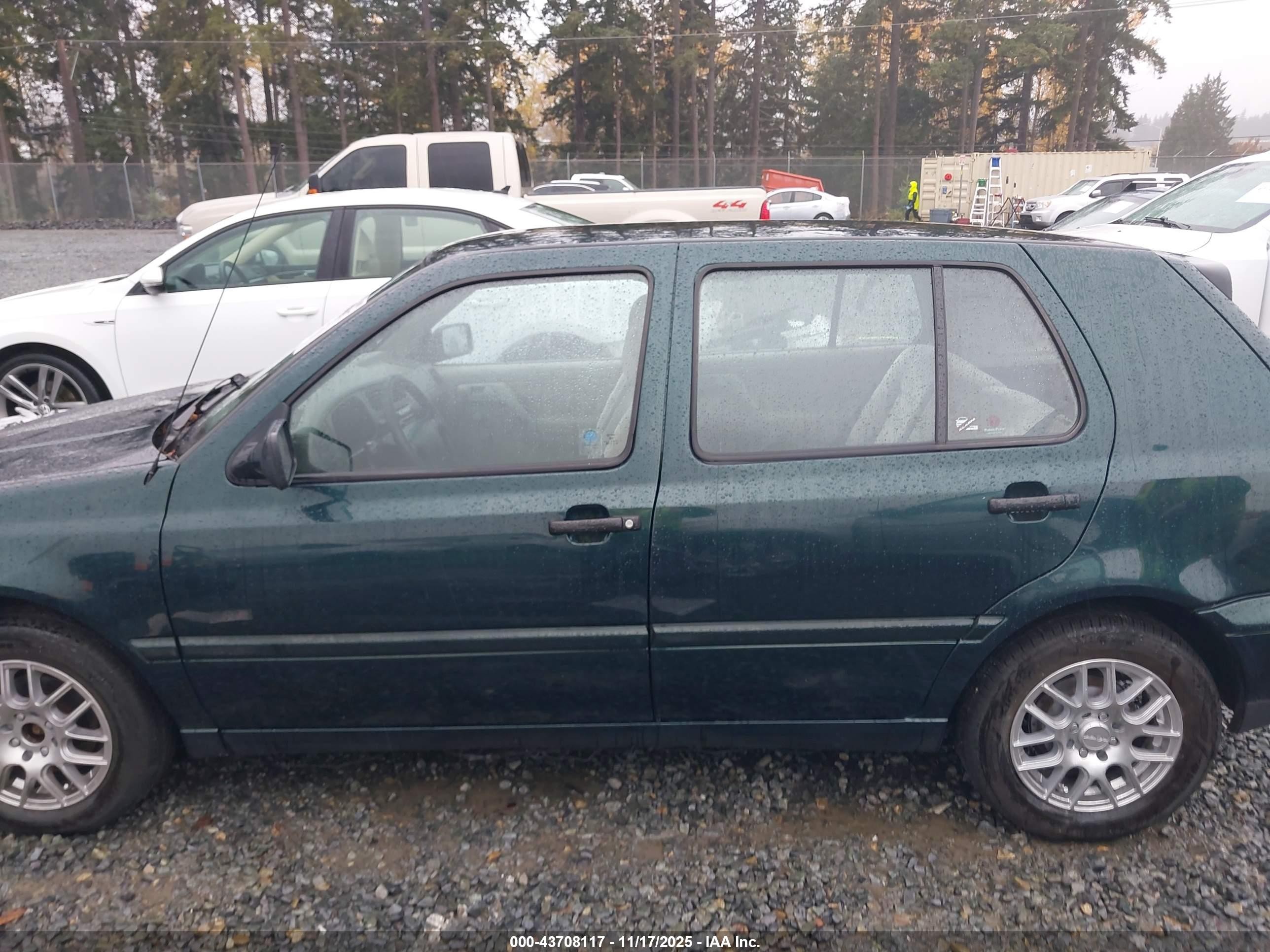 1998 Volkswagen Golf Gl Green vin: 3VWFA81H3WM140539