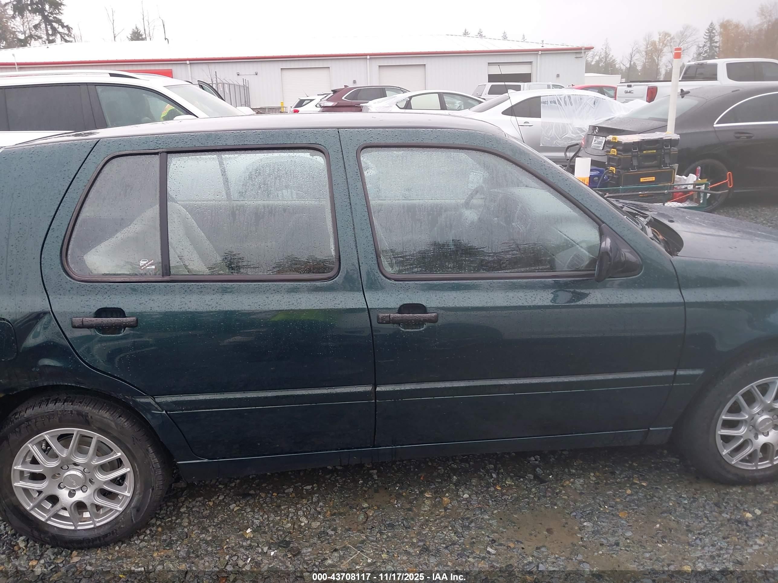 1998 Volkswagen Golf Gl Green vin: 3VWFA81H3WM140539