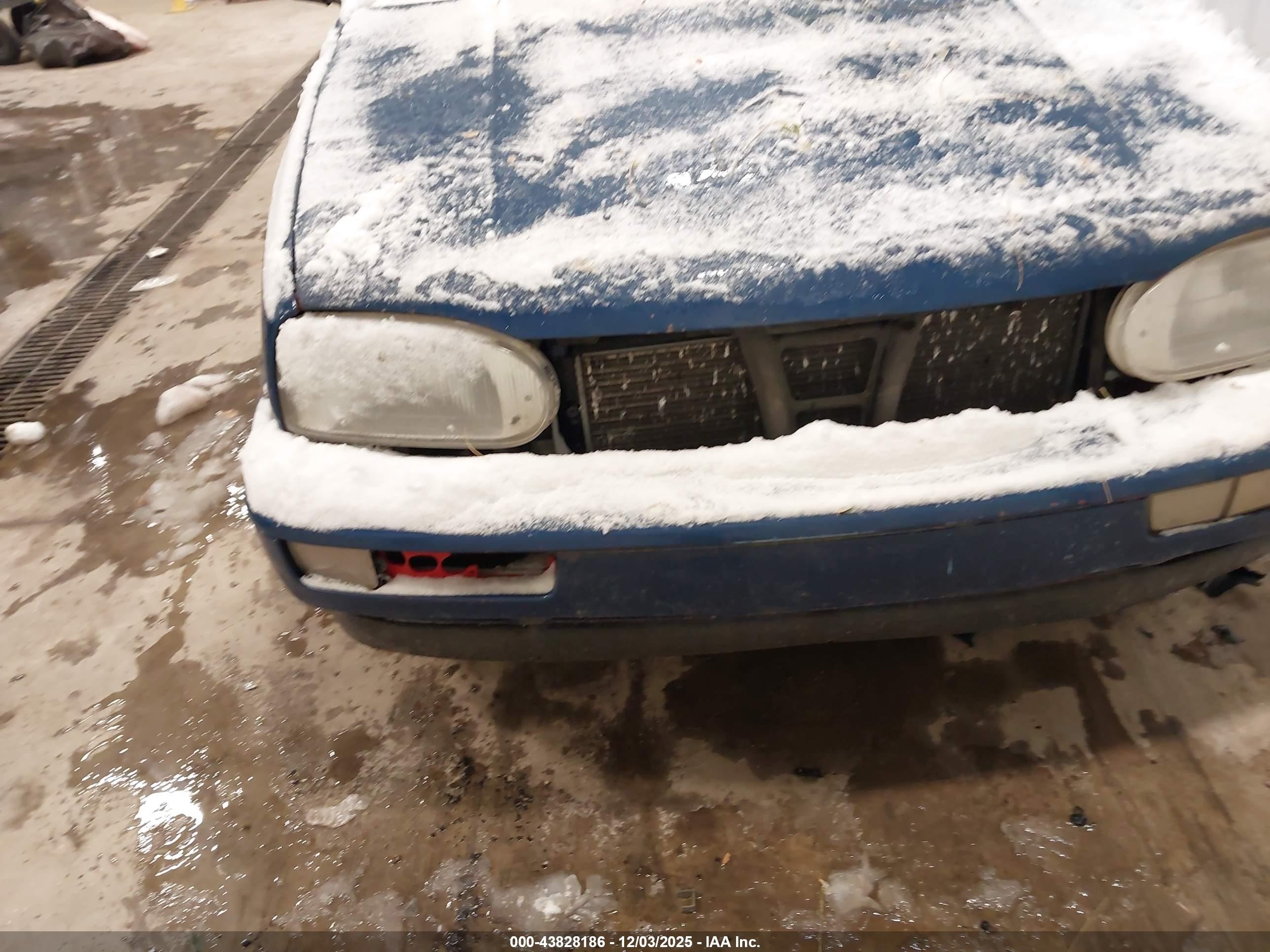 1996 Volkswagen Golf Gl/harlequin Blue vin: 3VWFA81H6TM082177