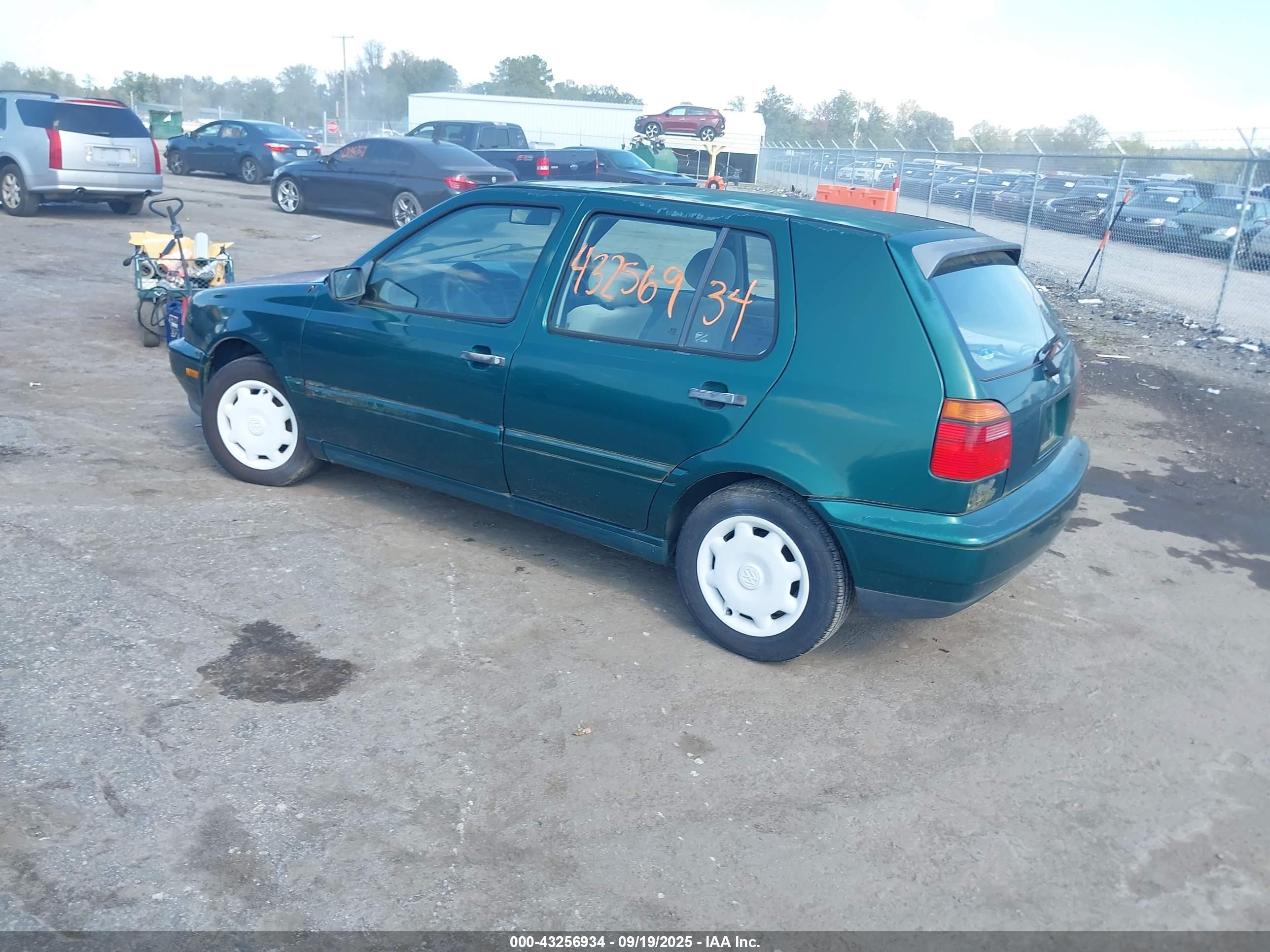 1997 Volkswagen Golf Gl Green vin: 3VWFA81H8VM009069