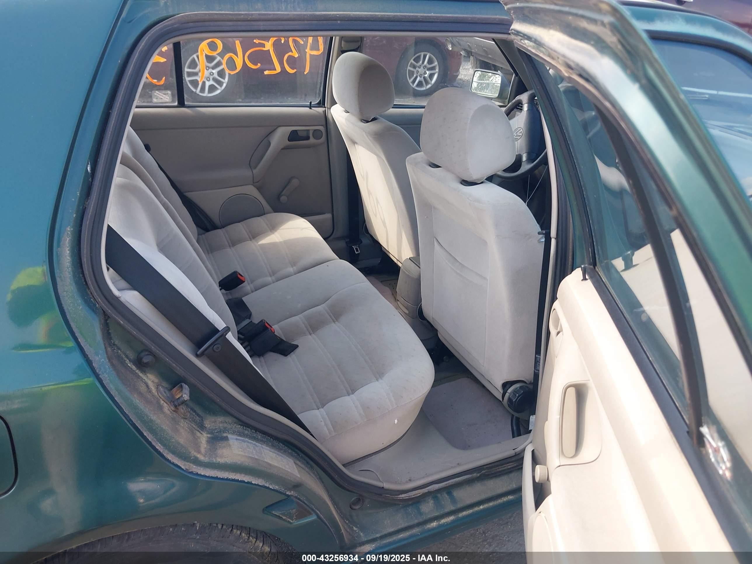 1997 Volkswagen Golf Gl Green vin: 3VWFA81H8VM009069