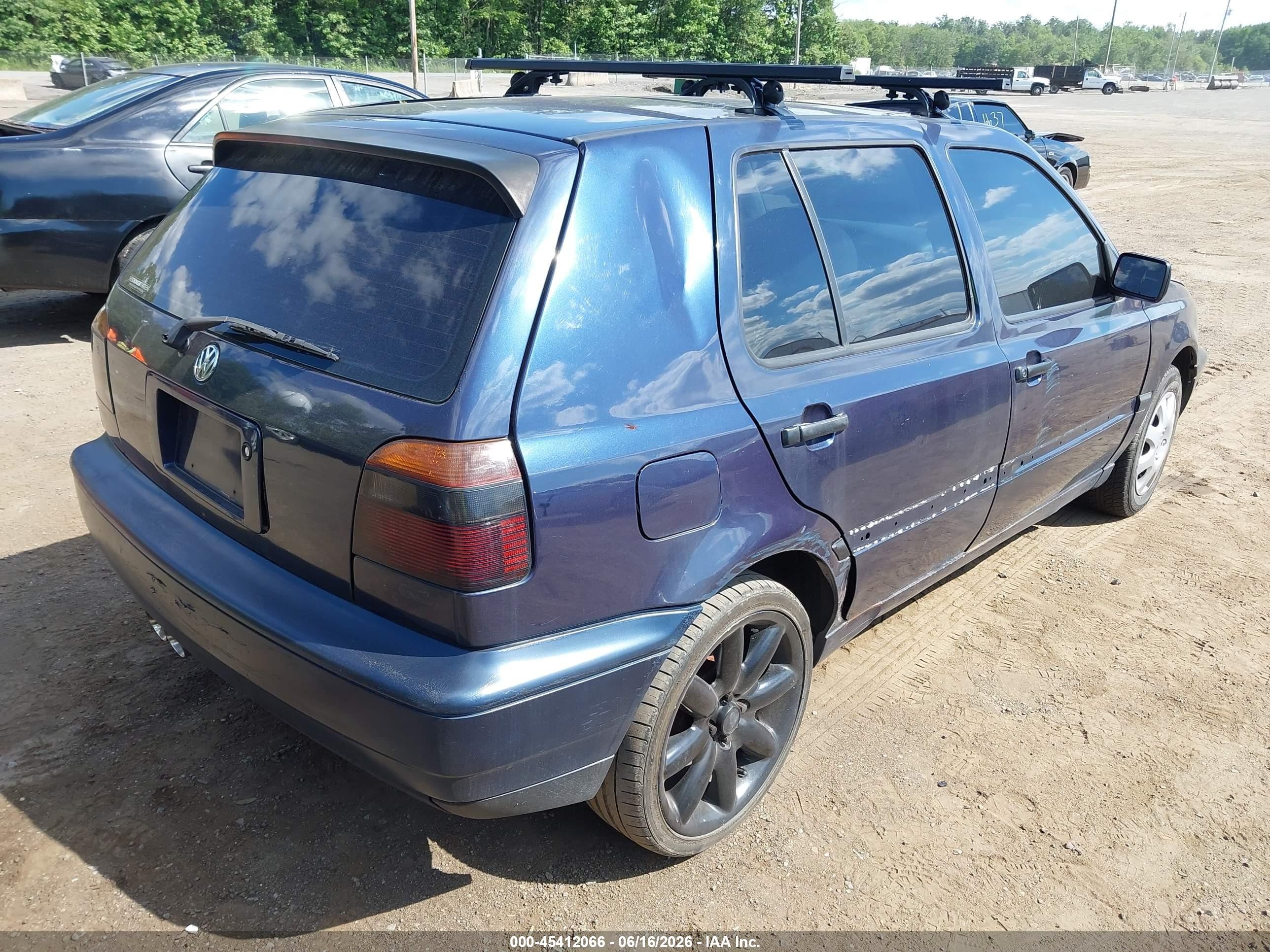 1997 Volkswagen Golf Gl Blue vin: 3VWFA81H9VM014376