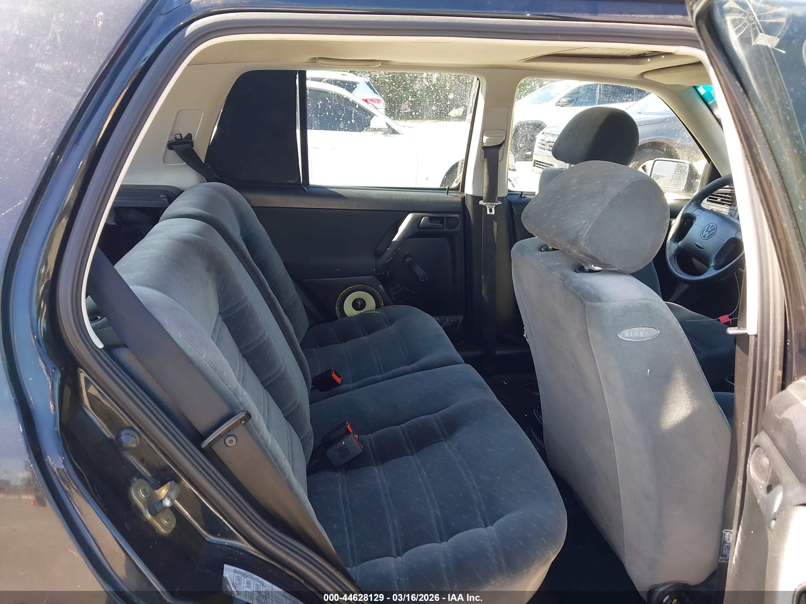 1998 Volkswagen Golf Gl Black vin: 3VWFB61H5WM100027