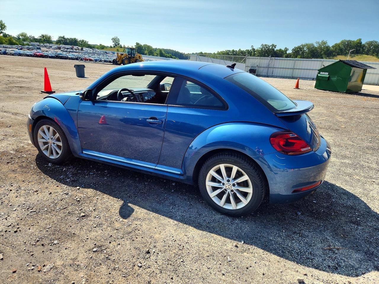 2018 Volkswagen Beetle S Blue vin: 3VWFD7AT1JM727739