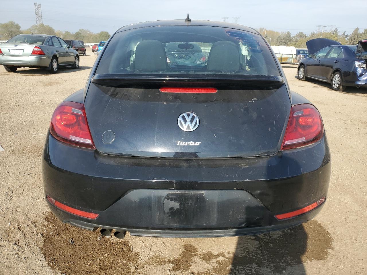2018 Volkswagen Beetle S Black vin: 3VWFD7AT9JM709506