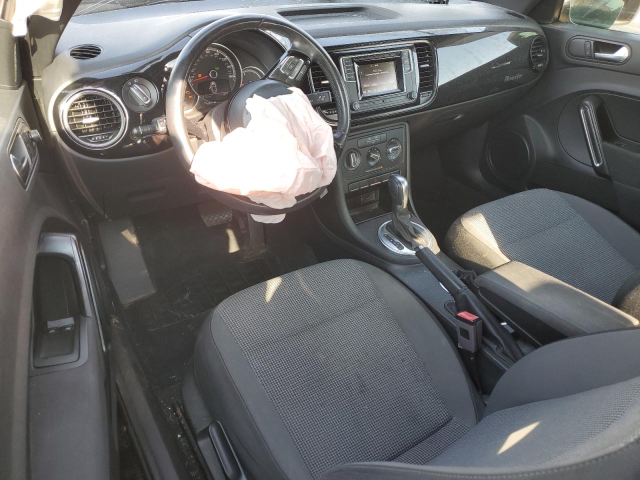 2018 Volkswagen Beetle S Black vin: 3VWFD7AT9JM709506