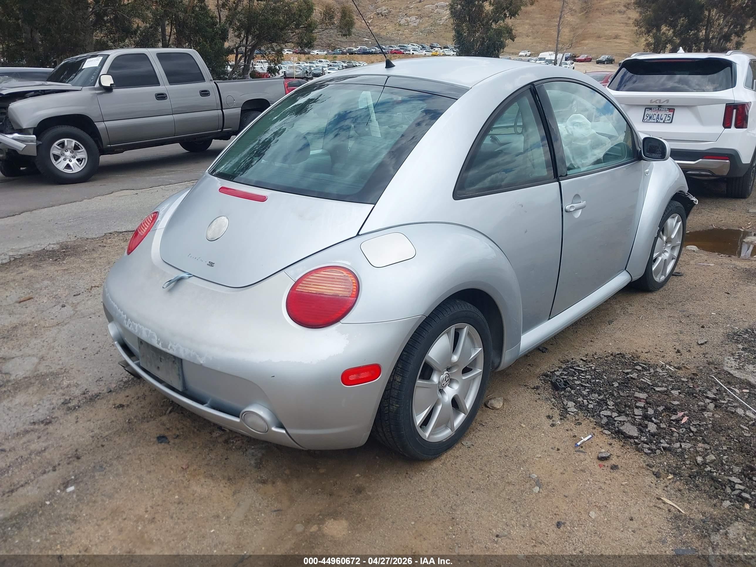 2003 Volkswagen New Beetle Turbo S Silver vin: 3VWFE21C83M430132