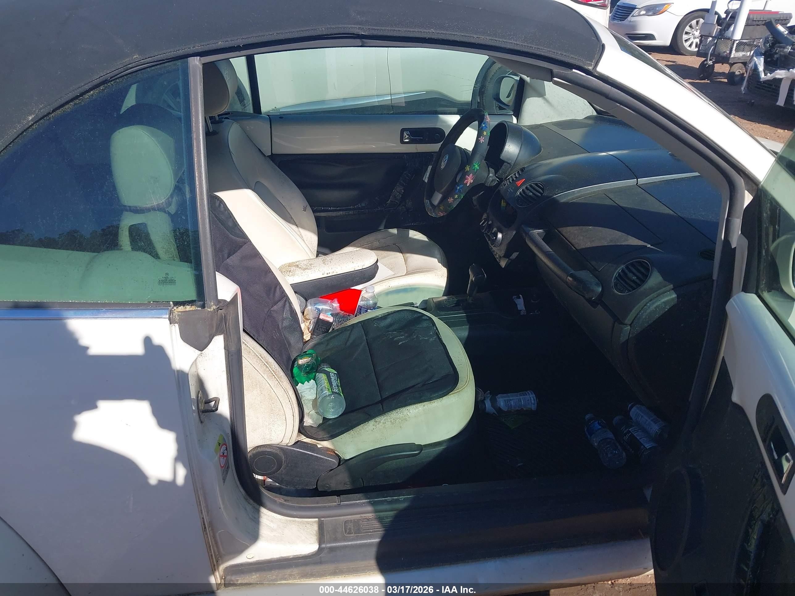 2007 Volkswagen New Beetle Triple White White vin: 3VWFF31Y17M412169