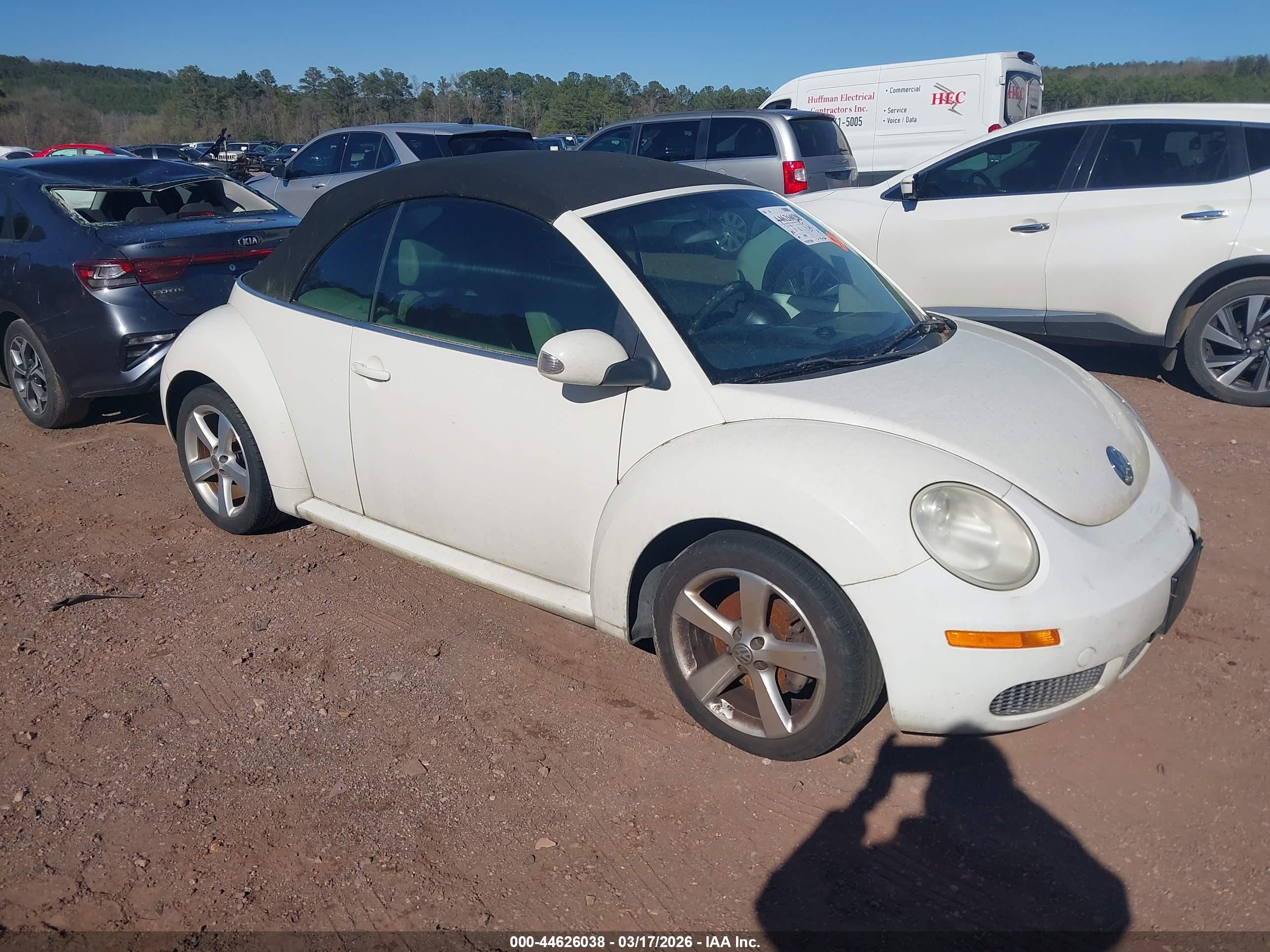 2007 Volkswagen New Beetle Triple White White vin: 3VWFF31Y17M412169