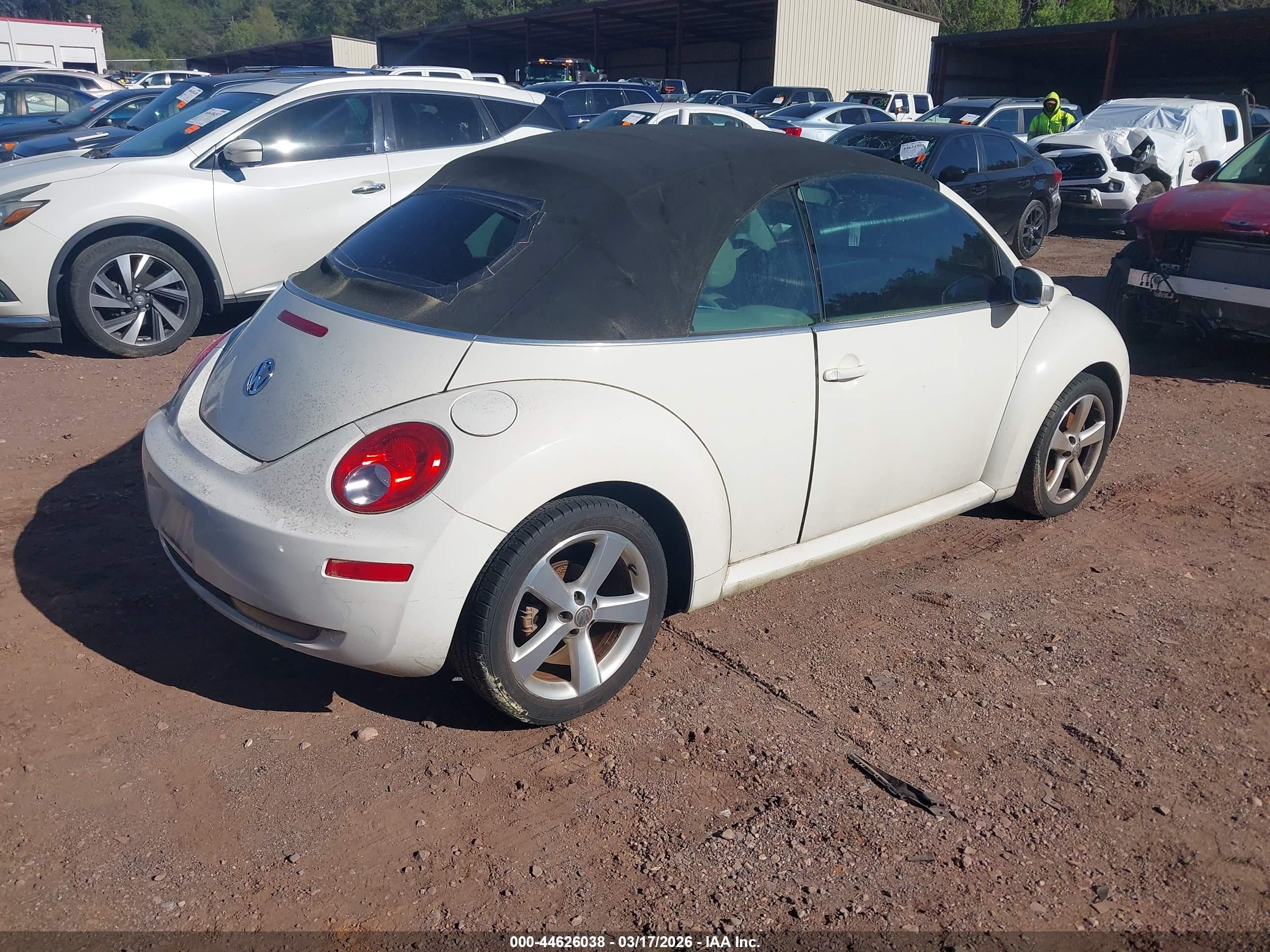 2007 Volkswagen New Beetle Triple White White vin: 3VWFF31Y17M412169