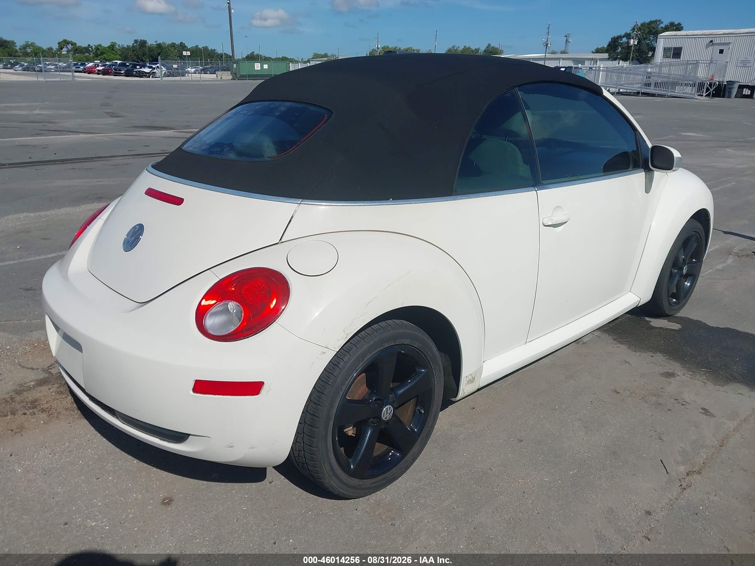 2007 Volkswagen New Beetle Triple White White vin: 3VWFF31Y87M421872