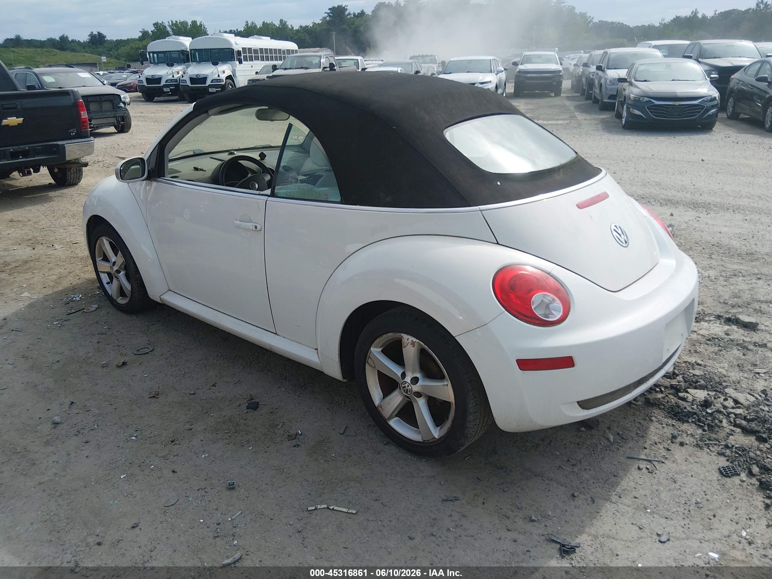 2007 Volkswagen New Beetle Triple White White vin: 3VWFF31Y97M419662